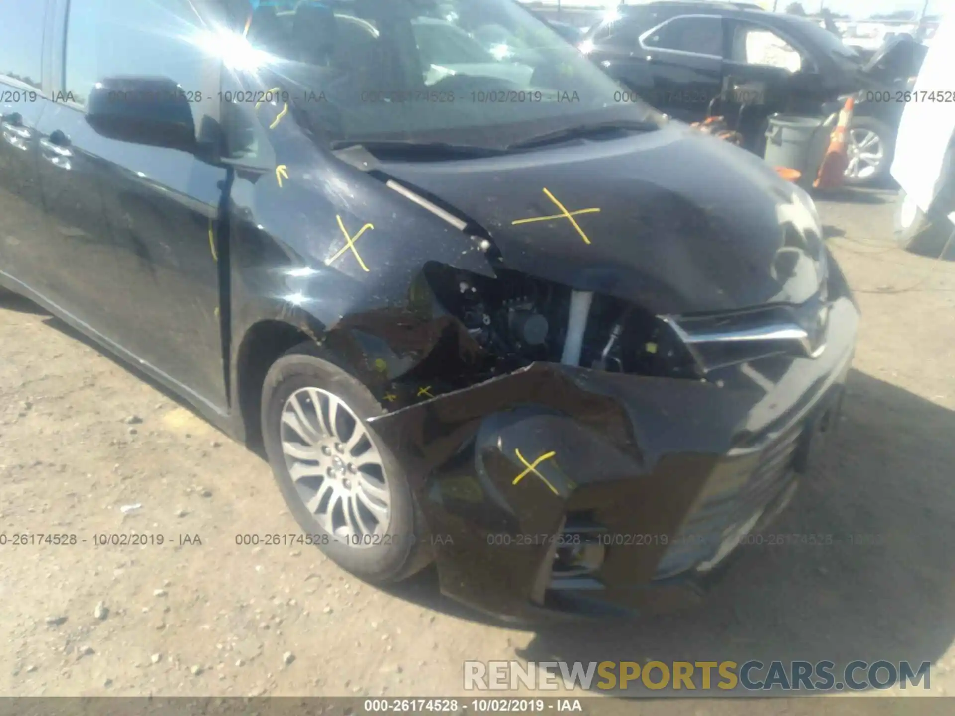 6 Photograph of a damaged car 5TDYZ3DC9KS001520 TOYOTA SIENNA 2019