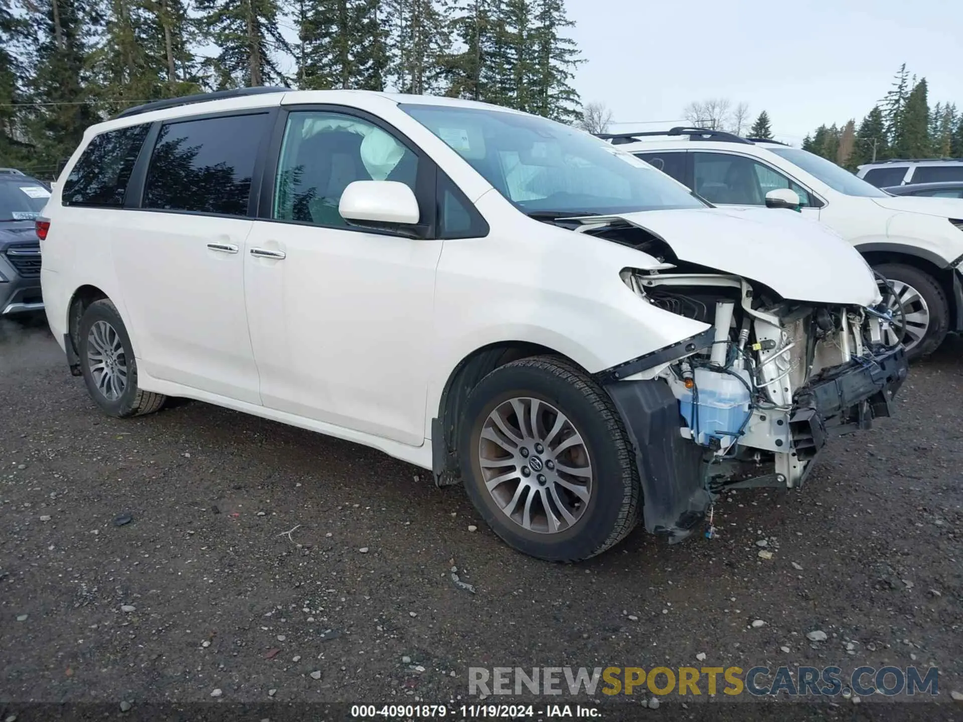 1 Photograph of a damaged car 5TDYZ3DC9KS006832 TOYOTA SIENNA 2019