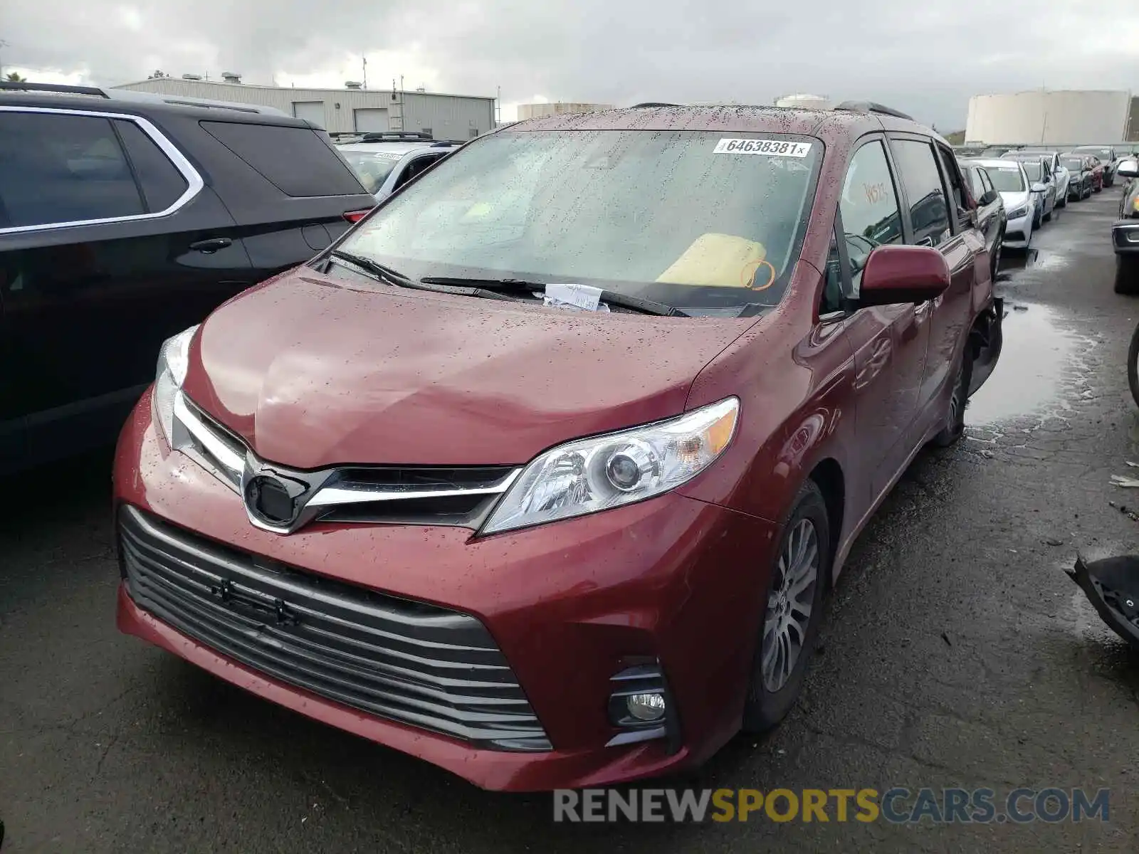 2 Photograph of a damaged car 5TDYZ3DCXKS012137 TOYOTA SIENNA 2019