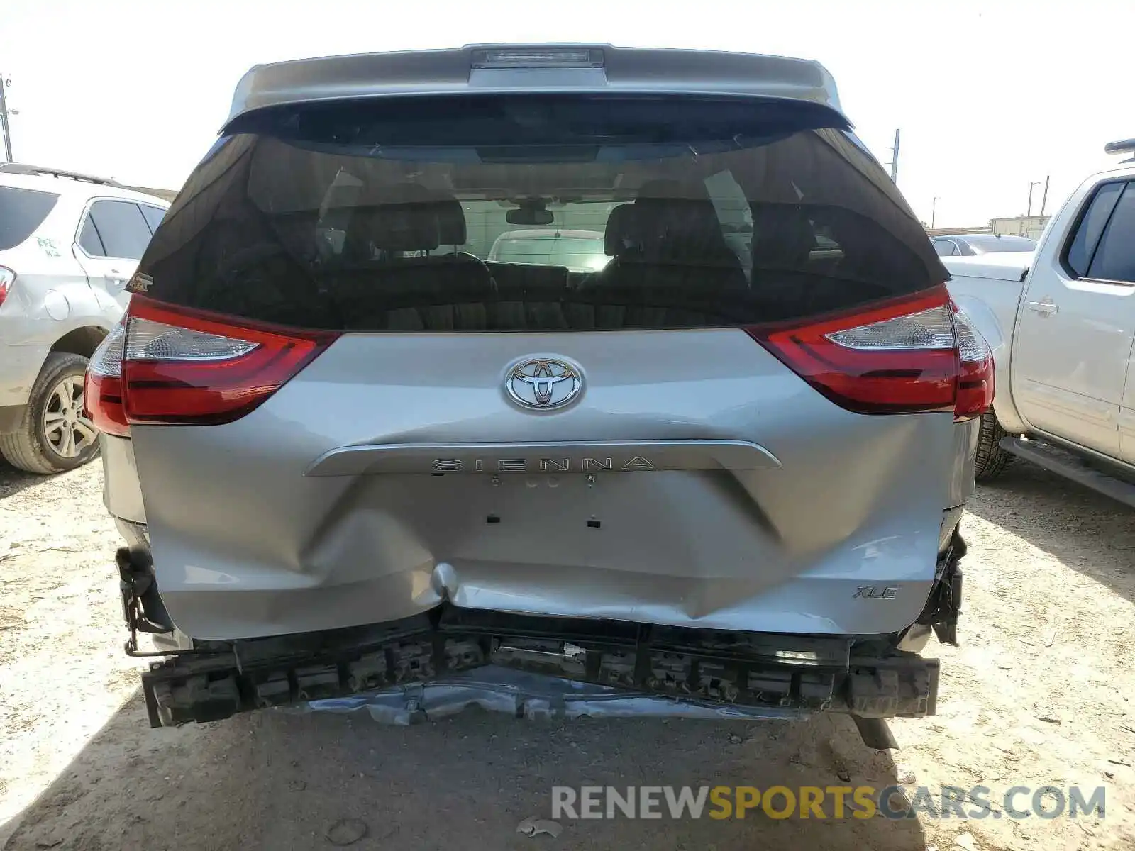 9 Photograph of a damaged car 5TDYZ3DCXKS014194 TOYOTA SIENNA 2019