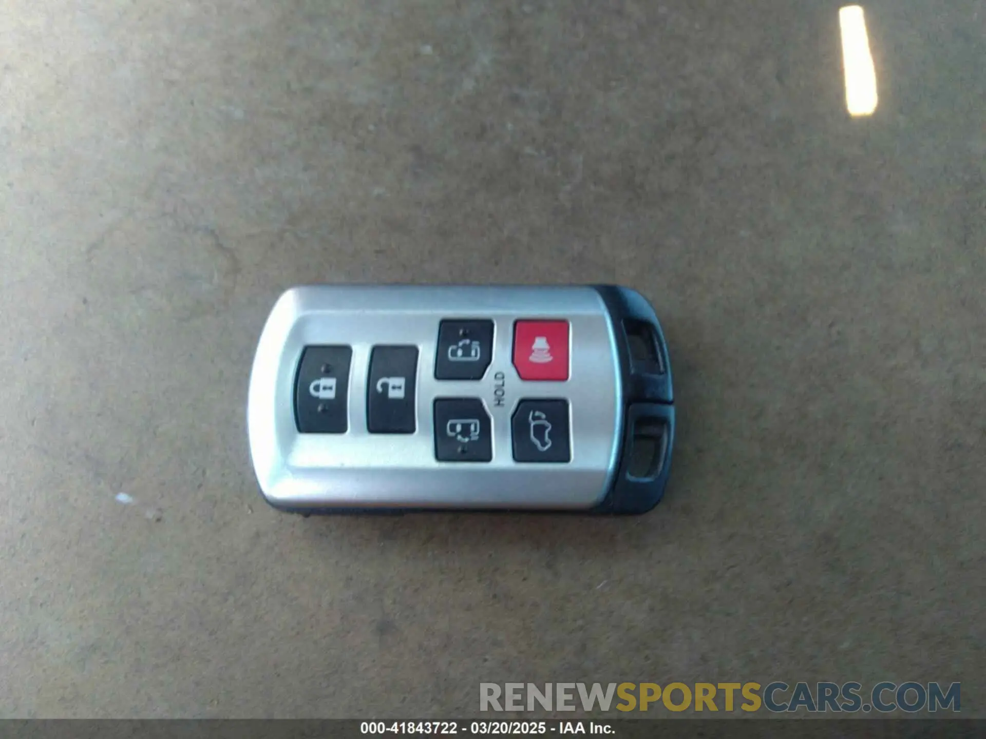 11 Photograph of a damaged car 5TDYZ3DCXKS980027 TOYOTA SIENNA 2019