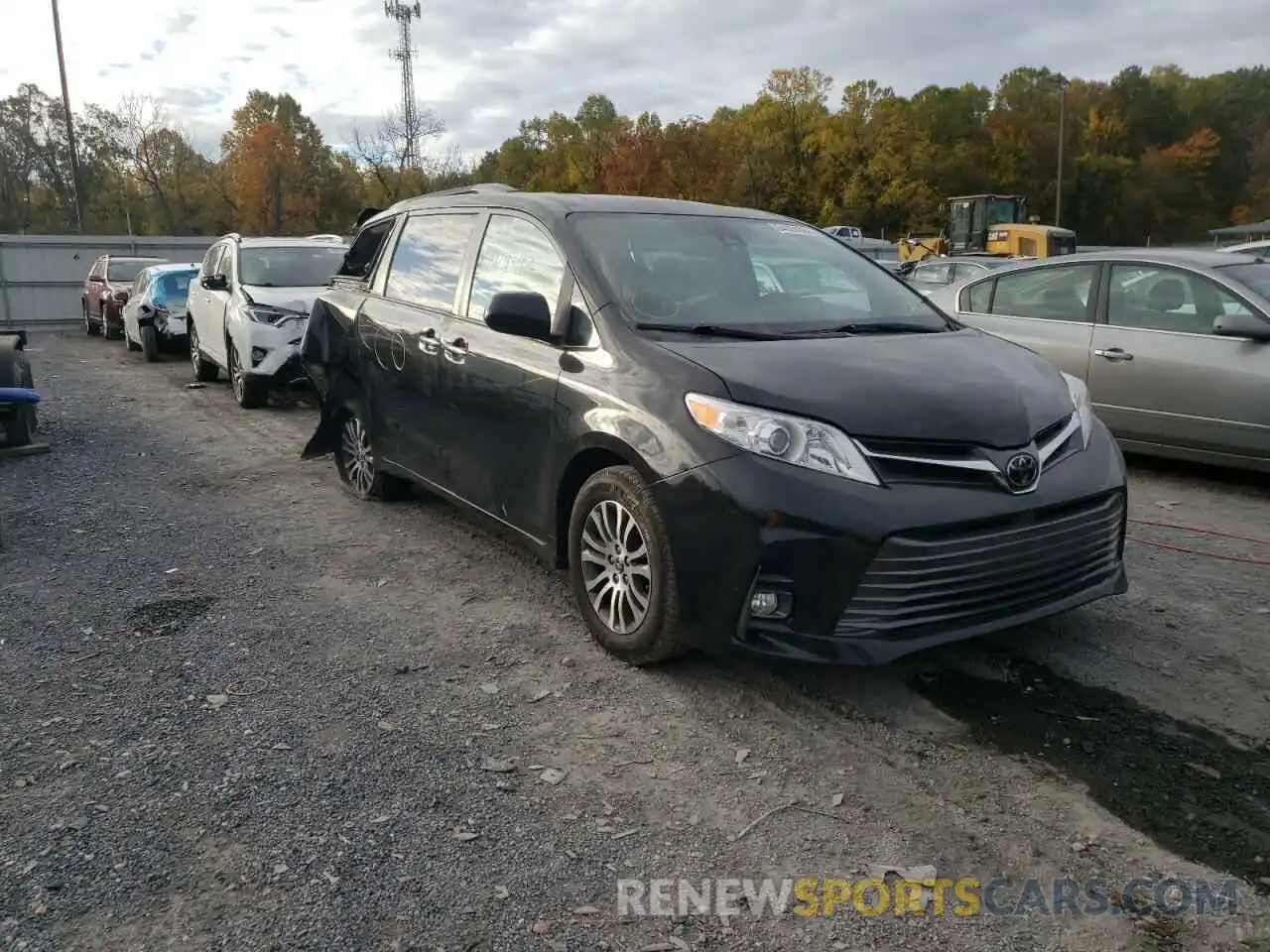 1 Photograph of a damaged car 5TDYZ3DCXKS986779 TOYOTA SIENNA 2019