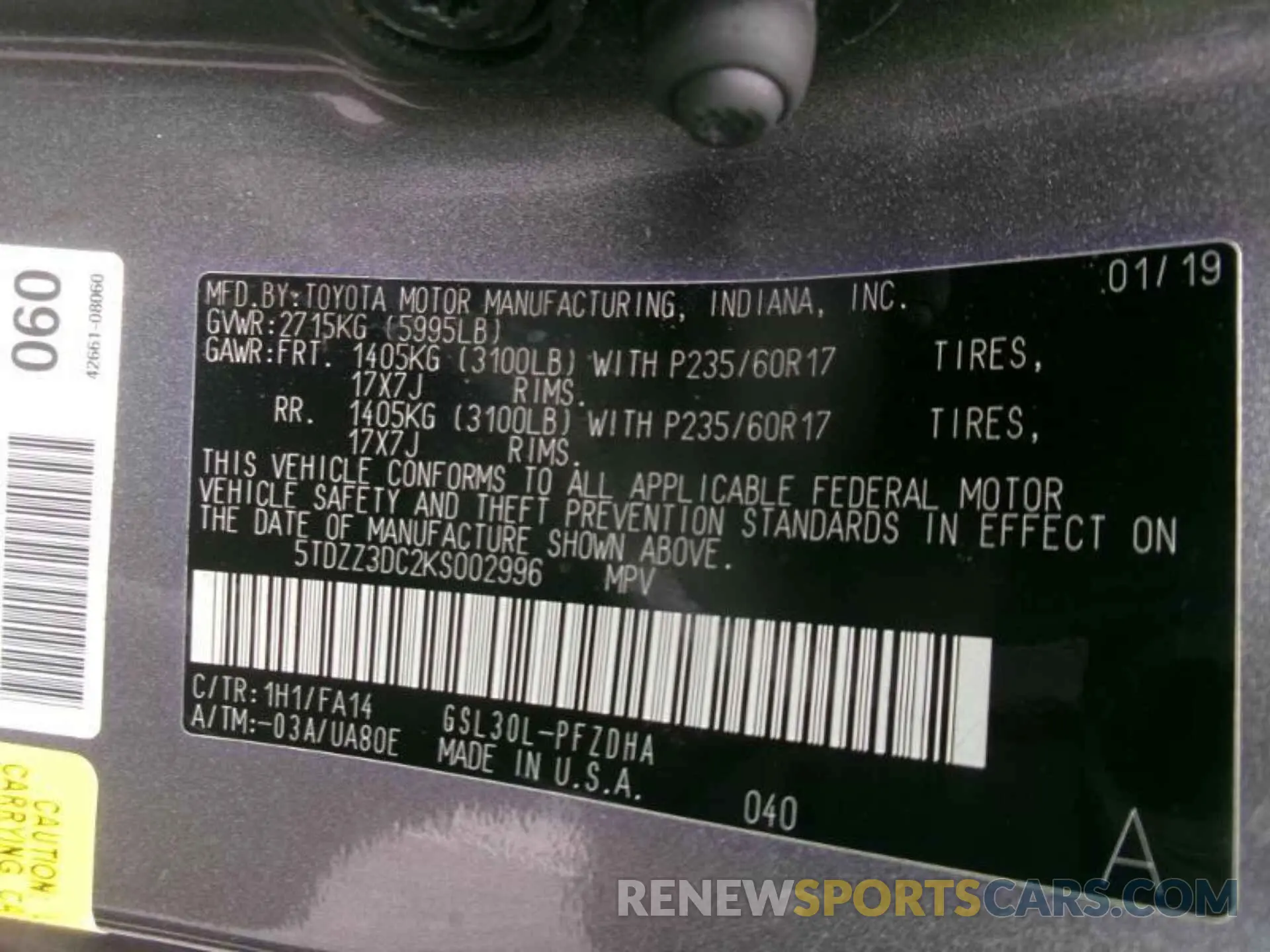 22 Photograph of a damaged car 5TDZZ3DC2KS002996 TOYOTA SIENNA 2019