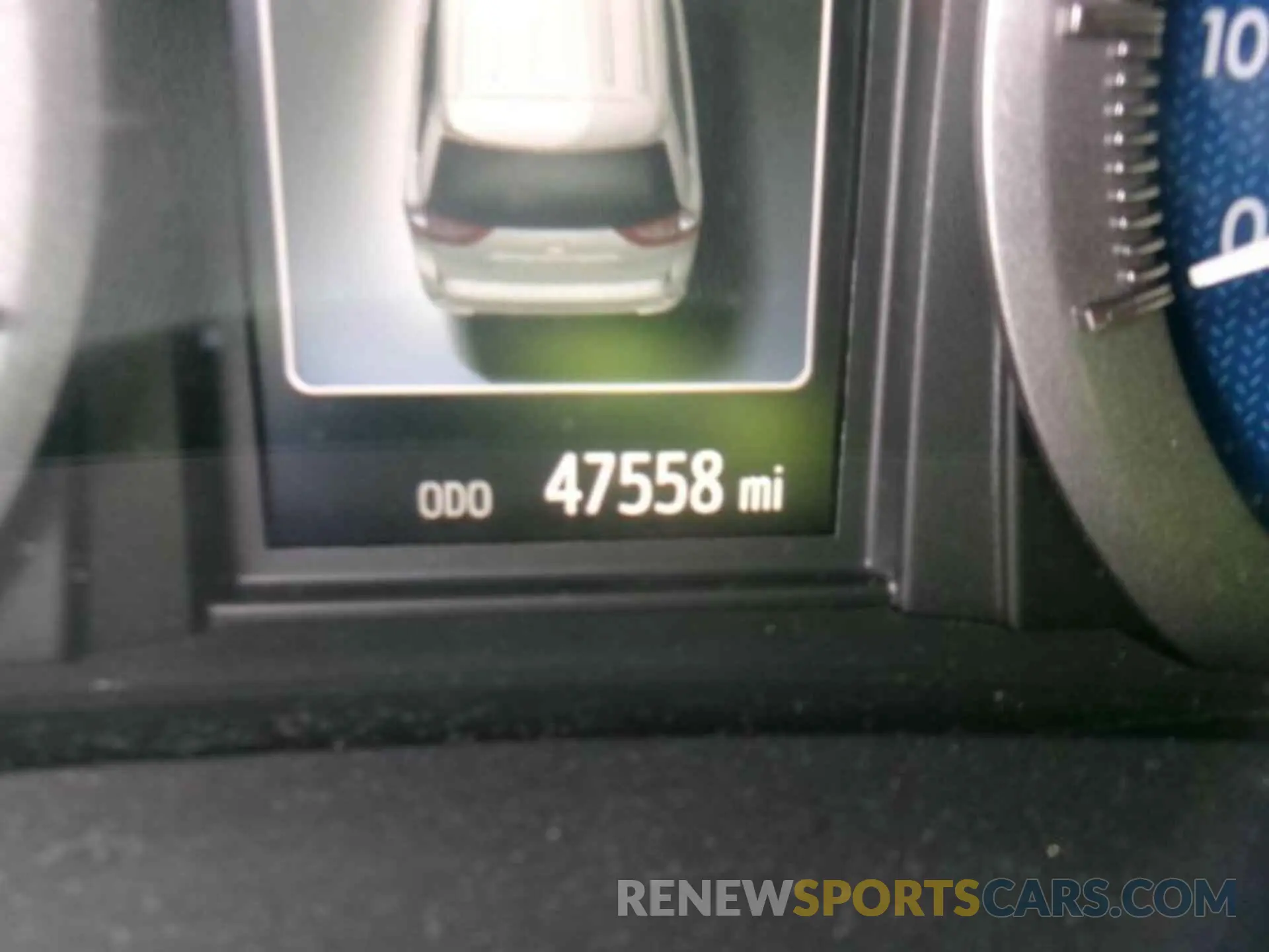 6 Photograph of a damaged car 5TDZZ3DC2KS002996 TOYOTA SIENNA 2019