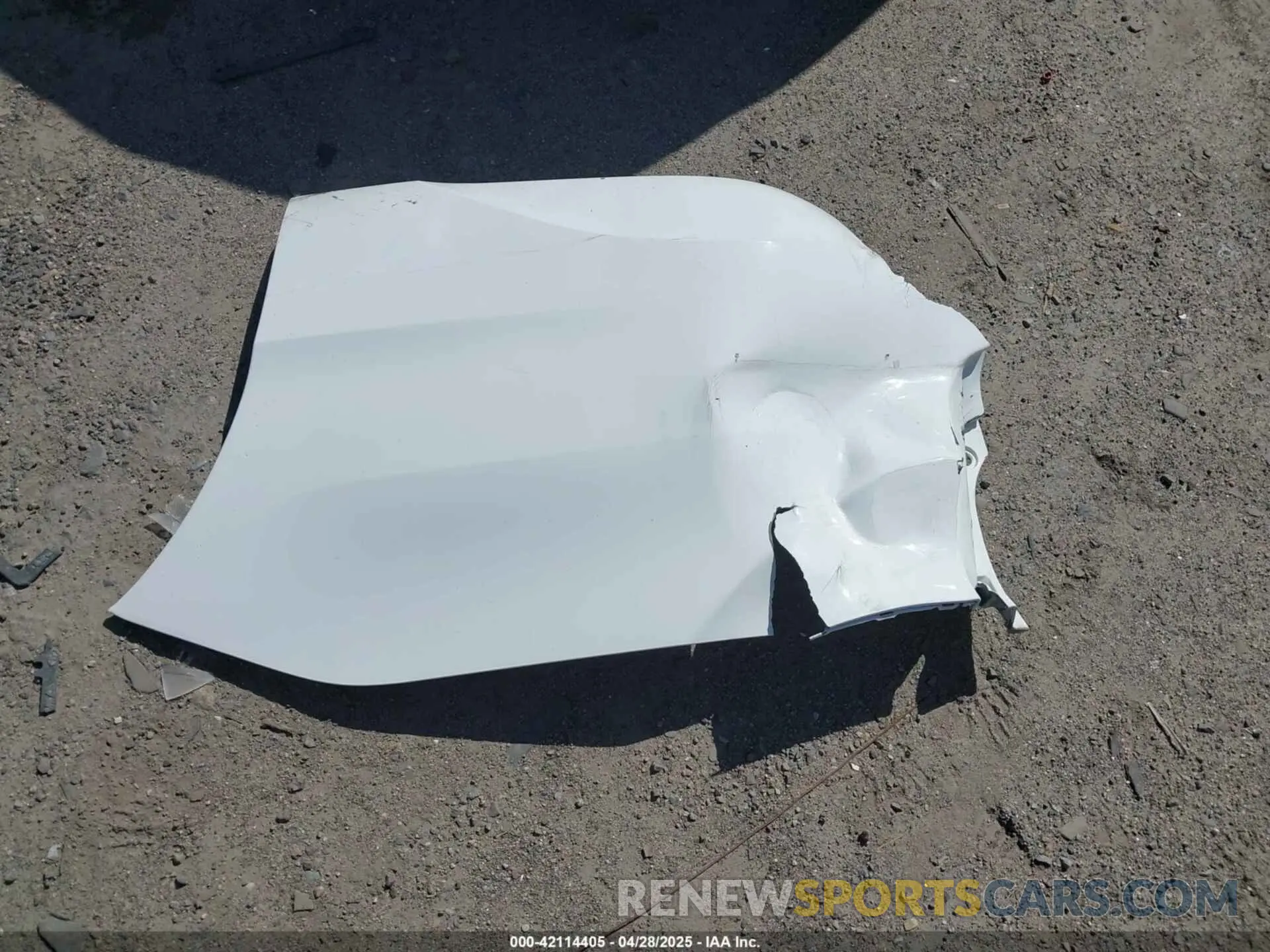12 Photograph of a damaged car 5TDZZ3DC4KS015569 TOYOTA SIENNA 2019