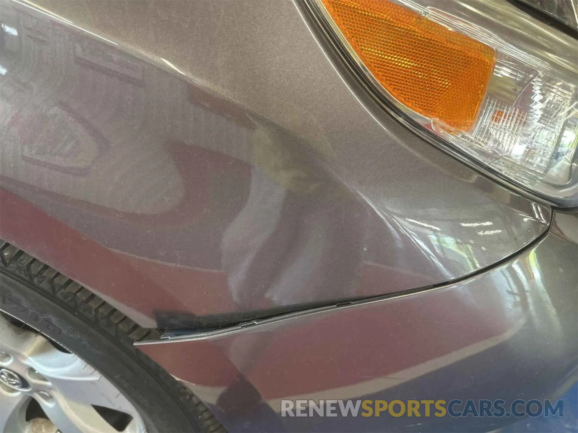 16 Photograph of a damaged car 5TDZZ3DC5KS001485 TOYOTA SIENNA 2019