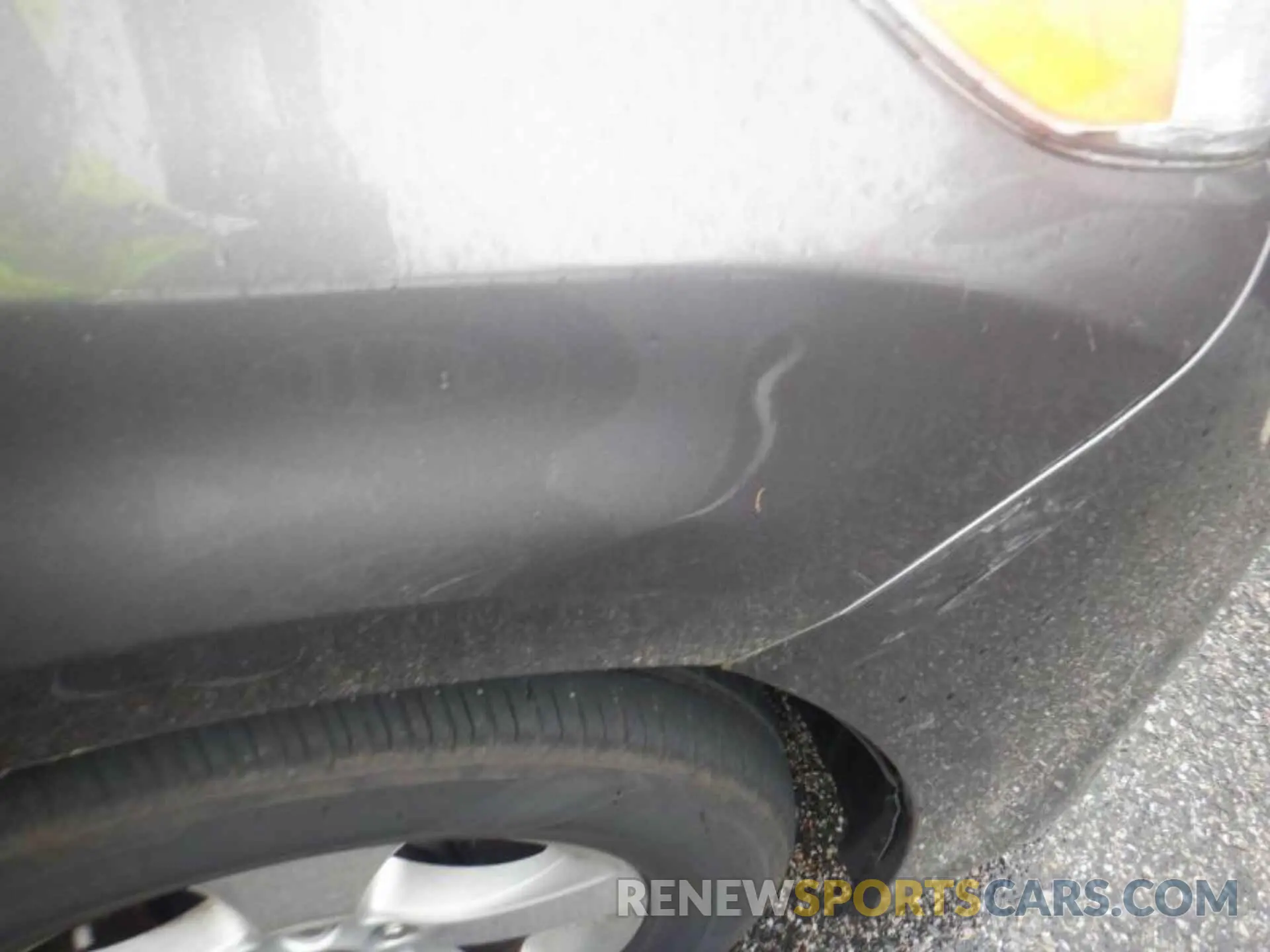 15 Photograph of a damaged car 5TDZZ3DC8KS995386 TOYOTA SIENNA 2019
