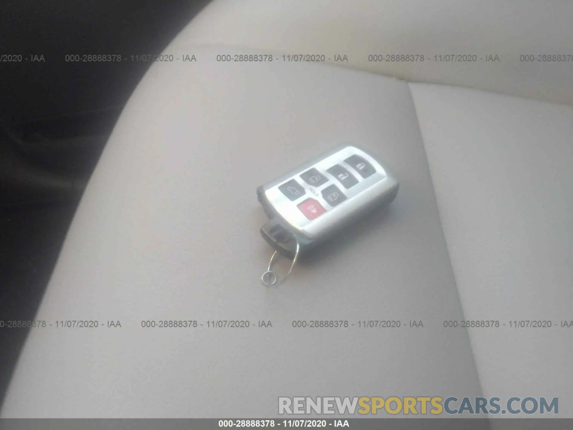 11 Photograph of a damaged car 5TDDZ3DC2LS230279 TOYOTA SIENNA 2020