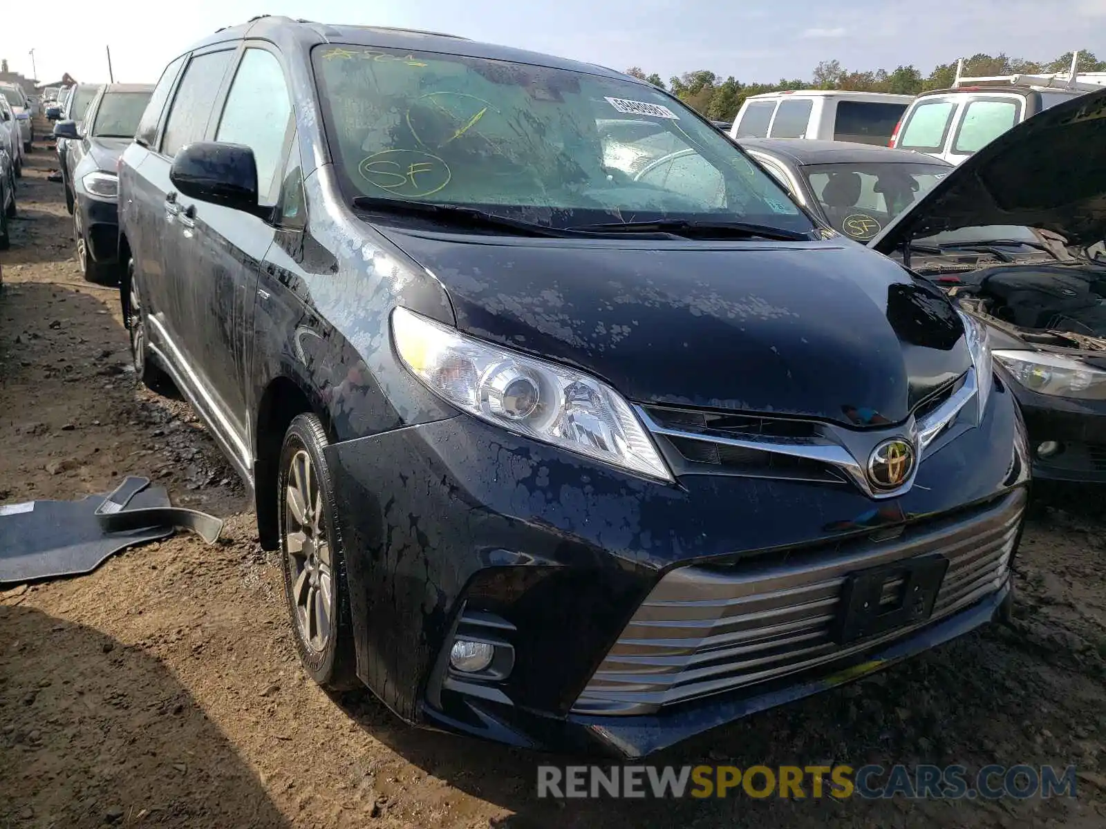 1 Photograph of a damaged car 5TDDZ3DC2LS239077 TOYOTA SIENNA 2020