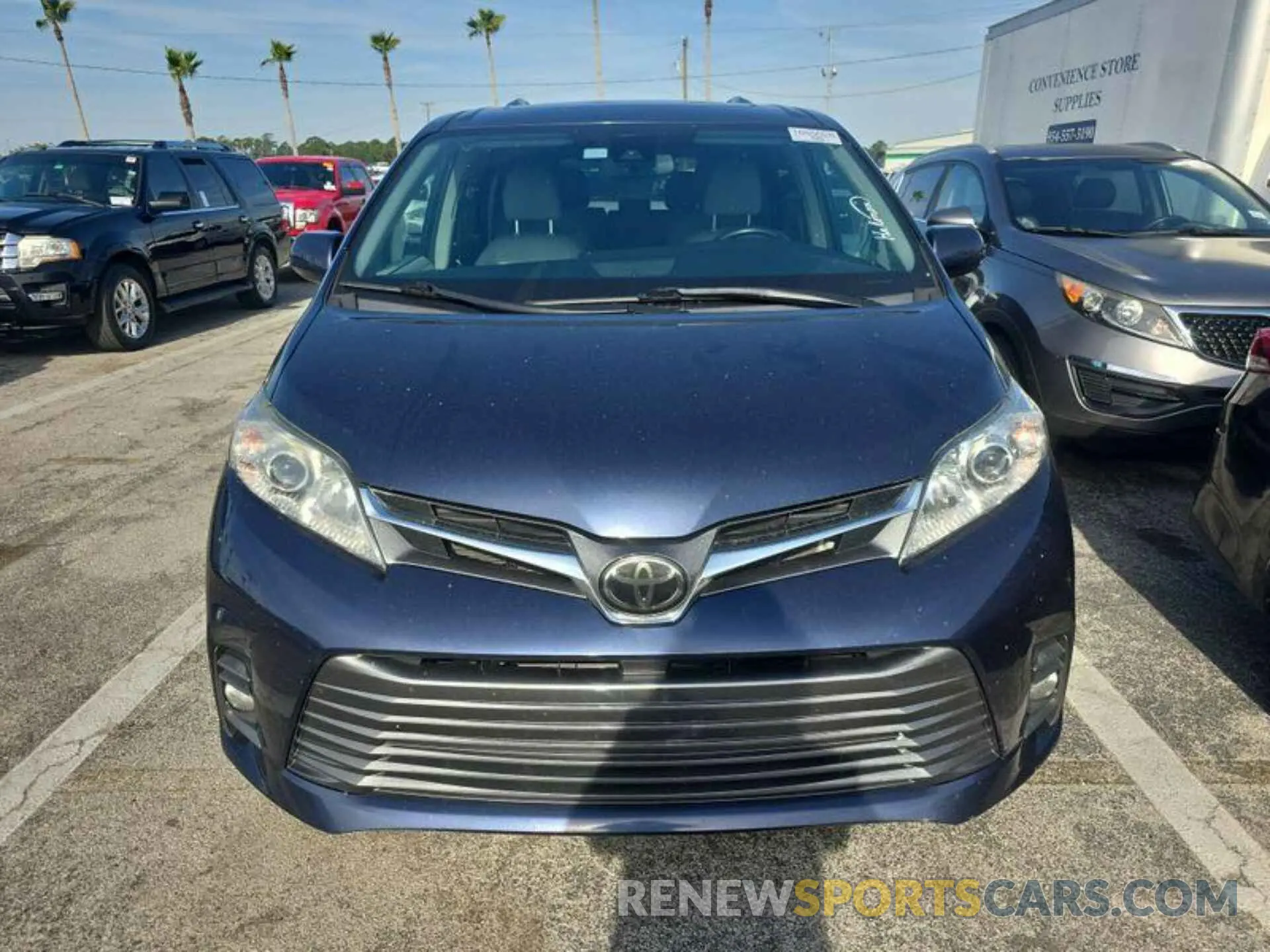 15 Photograph of a damaged car 5TDDZ3DC2LS249611 TOYOTA SIENNA 2020