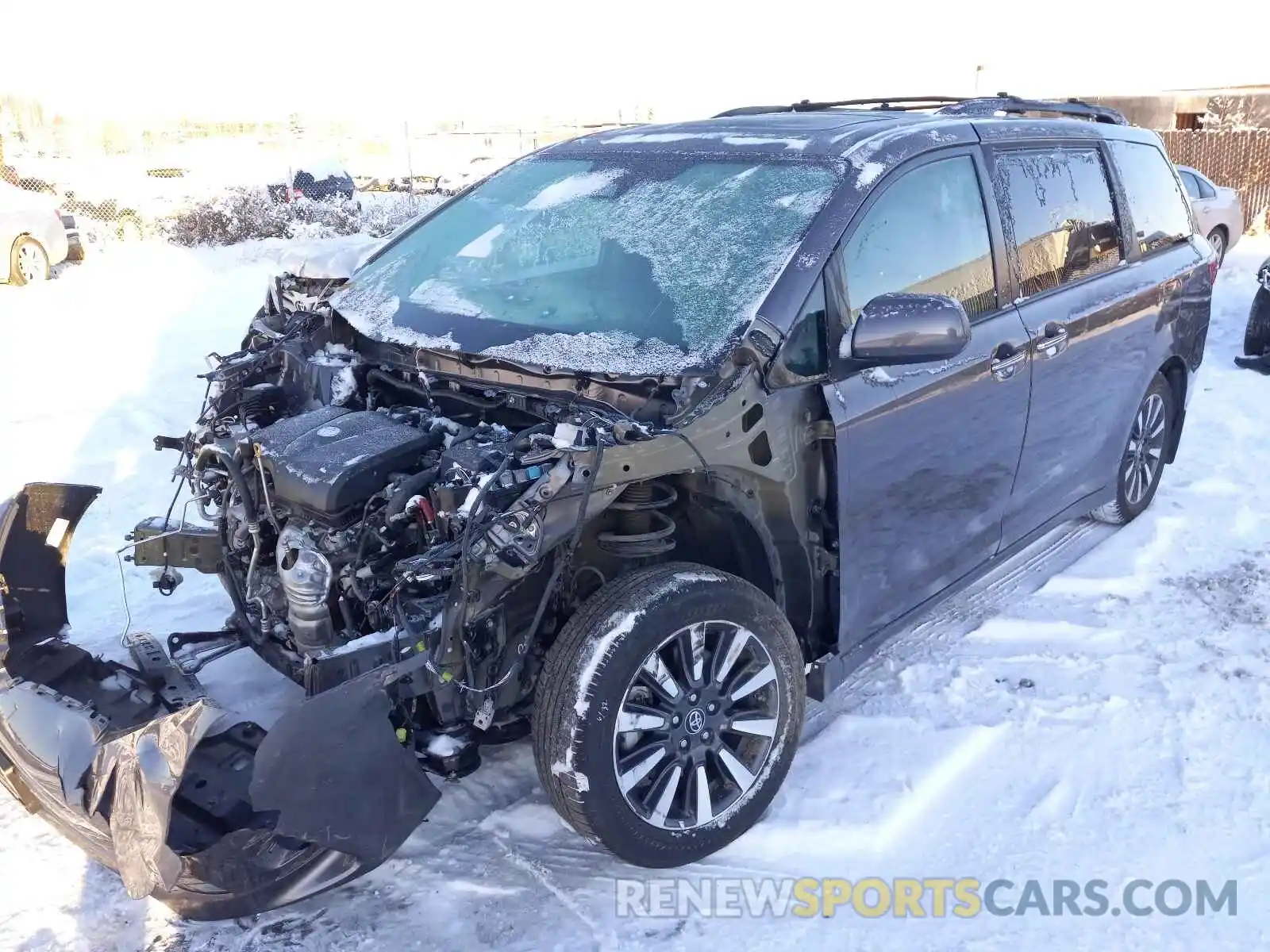 2 Photograph of a damaged car 5TDDZ3DC6LS228325 TOYOTA SIENNA 2020