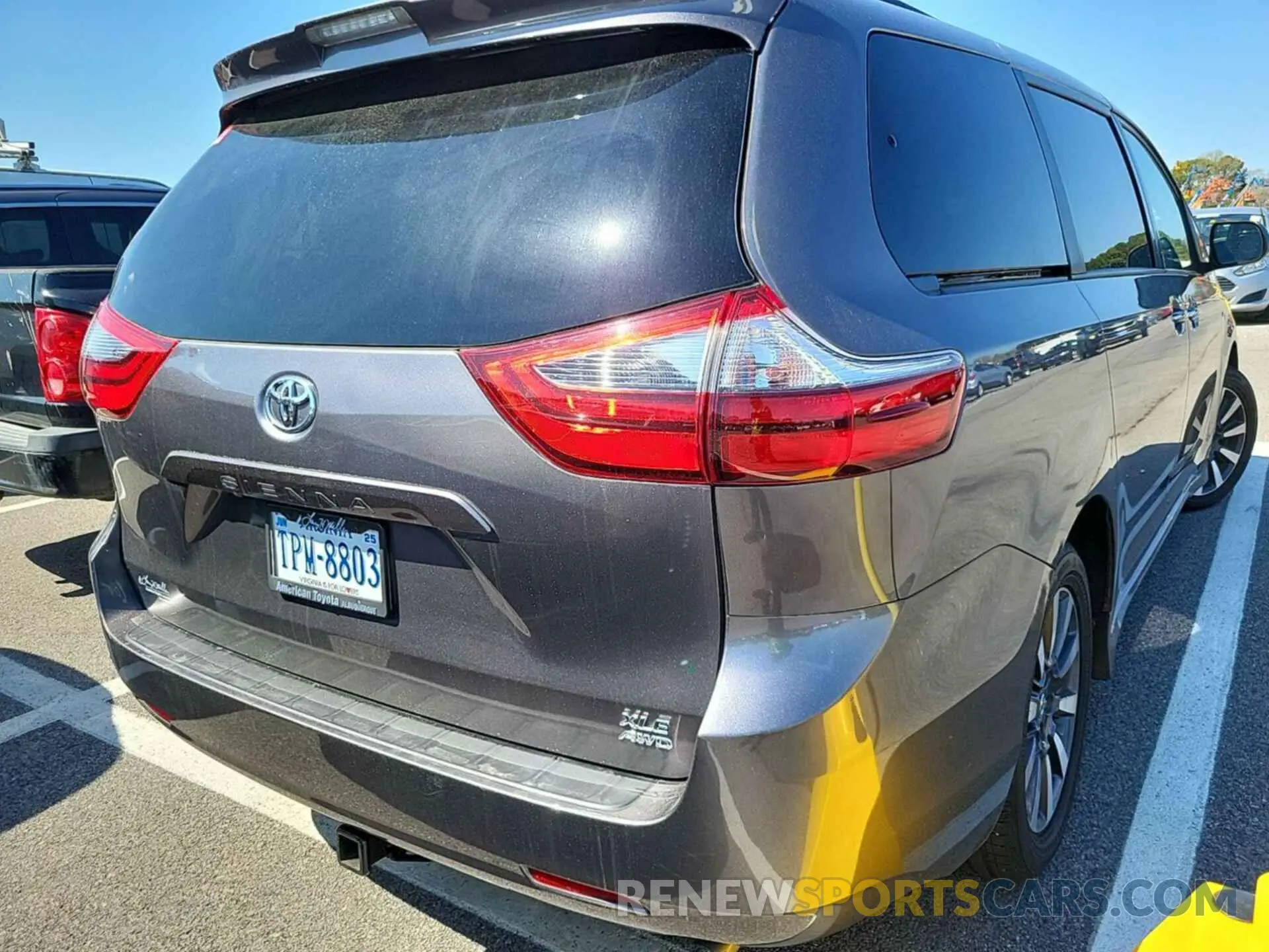 15 Photograph of a damaged car 5TDDZ3DC8LS230299 TOYOTA SIENNA 2020