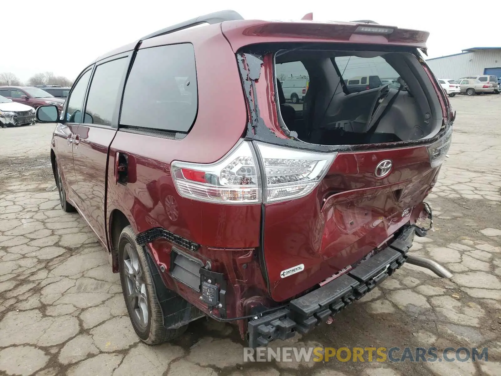 3 Photograph of a damaged car 5TDEZ3DC5LS238364 TOYOTA SIENNA 2020