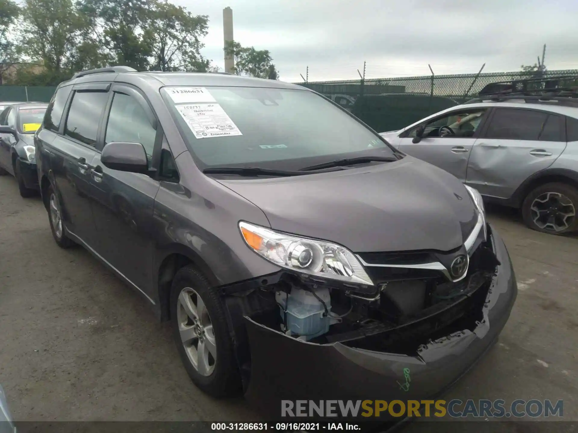 1 Photograph of a damaged car 5TDKZ3DC0LS029312 TOYOTA SIENNA 2020