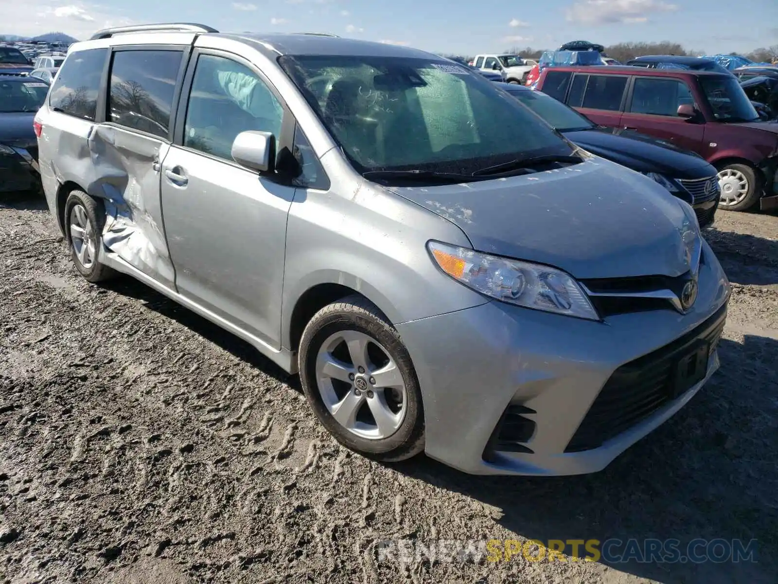 1 Photograph of a damaged car 5TDKZ3DC0LS065324 TOYOTA SIENNA 2020