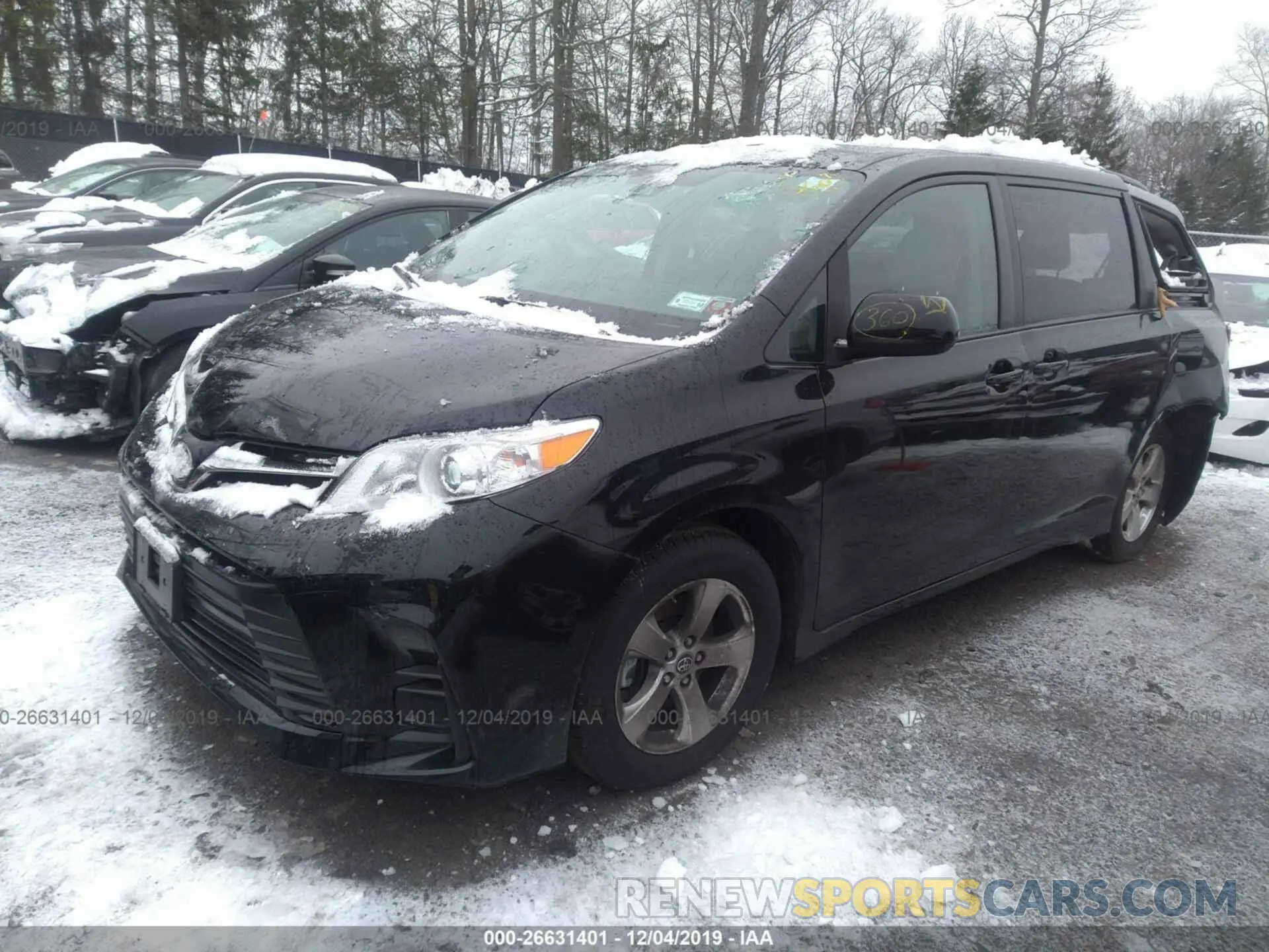 2 Photograph of a damaged car 5TDKZ3DC1LS021543 TOYOTA SIENNA 2020