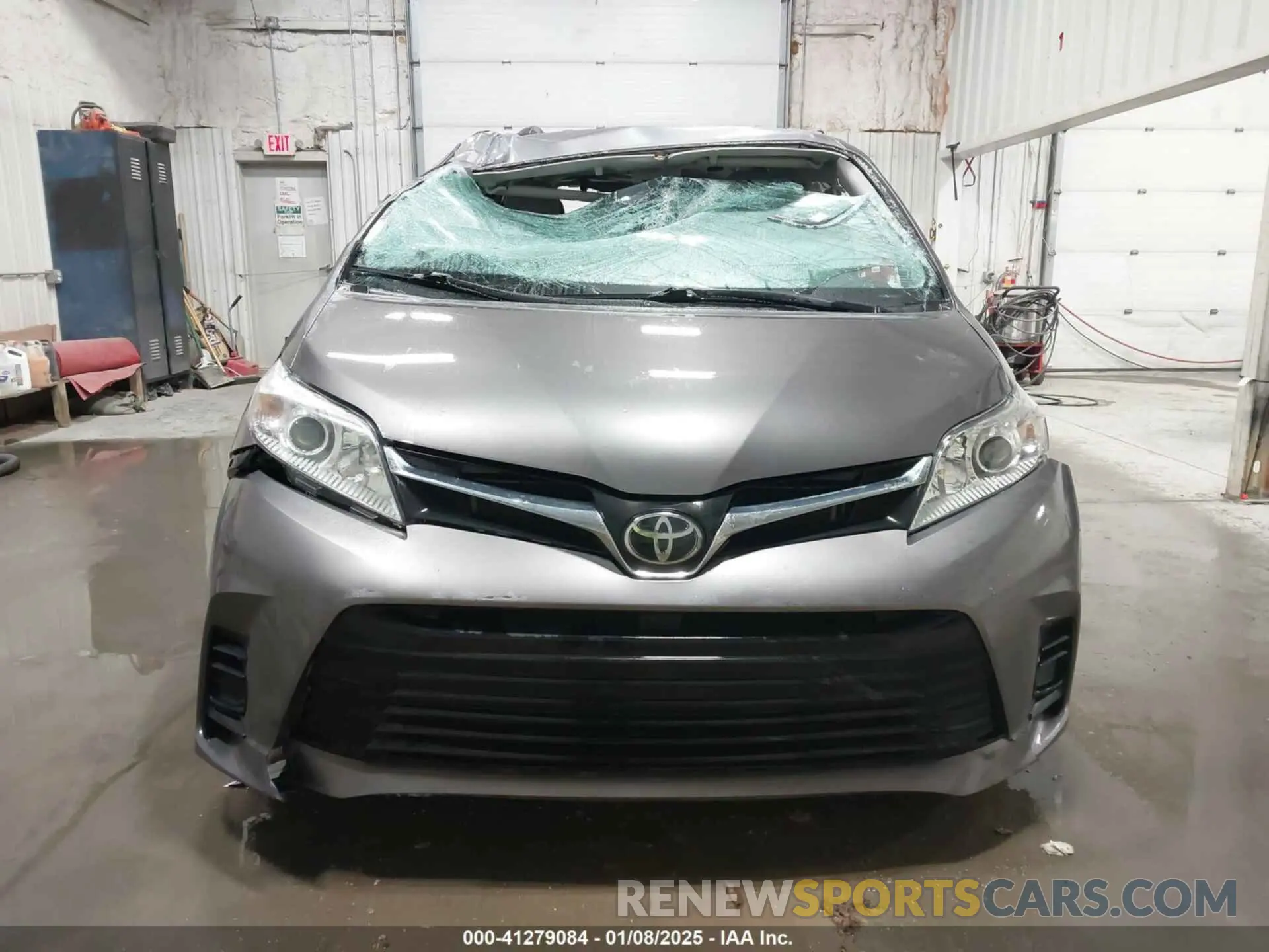 12 Photograph of a damaged car 5TDKZ3DC1LS048256 TOYOTA SIENNA 2020