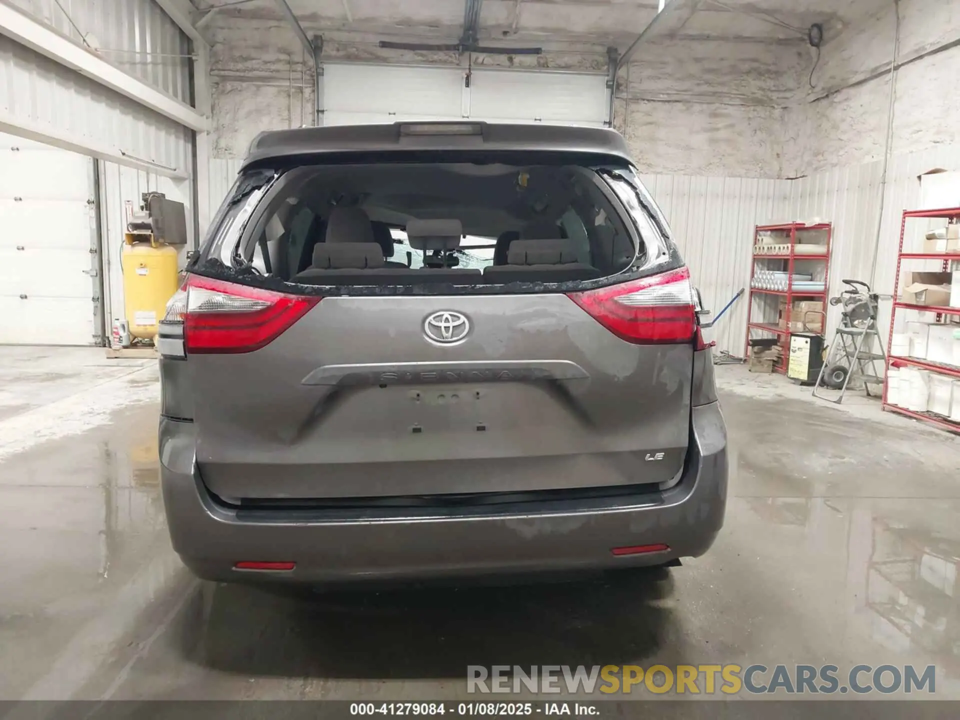 16 Photograph of a damaged car 5TDKZ3DC1LS048256 TOYOTA SIENNA 2020