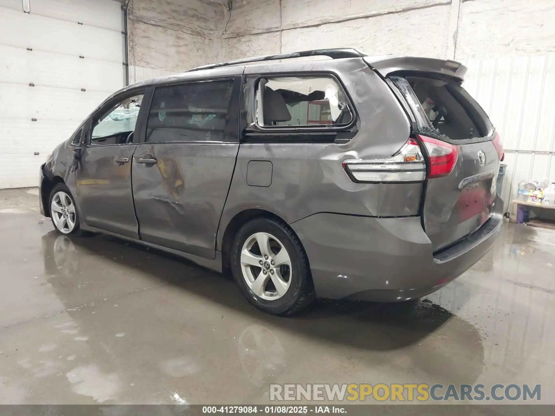 3 Photograph of a damaged car 5TDKZ3DC1LS048256 TOYOTA SIENNA 2020
