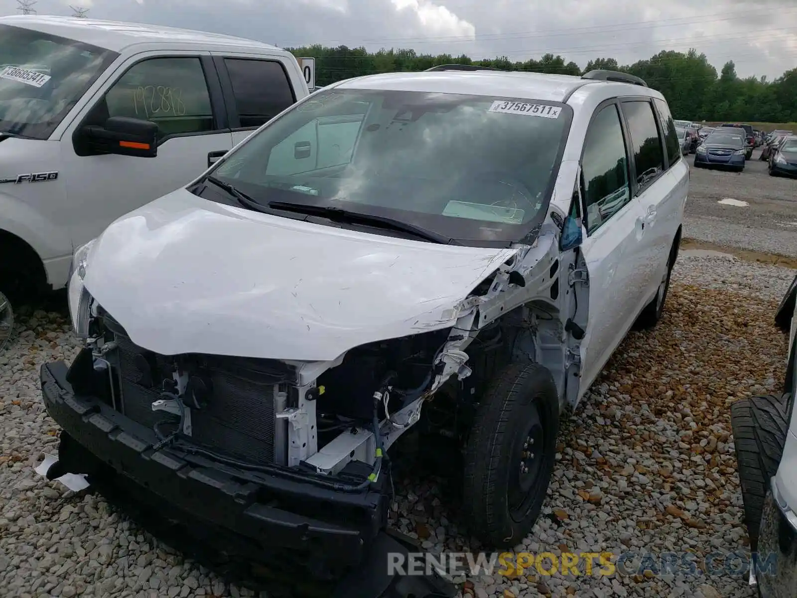 2 Photograph of a damaged car 5TDKZ3DC1LS078065 TOYOTA SIENNA 2020