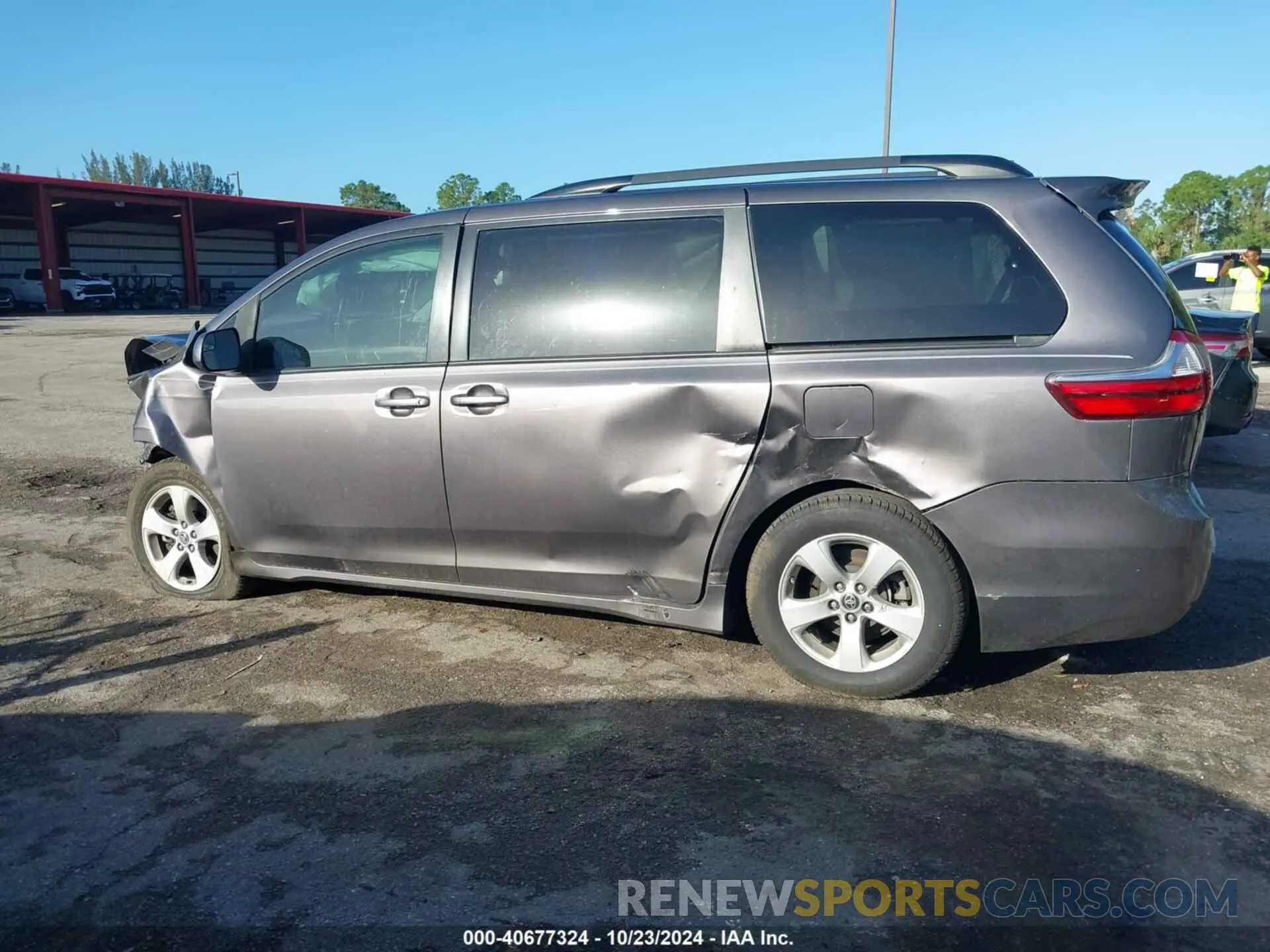 14 Photograph of a damaged car 5TDKZ3DC2LS076504 TOYOTA SIENNA 2020