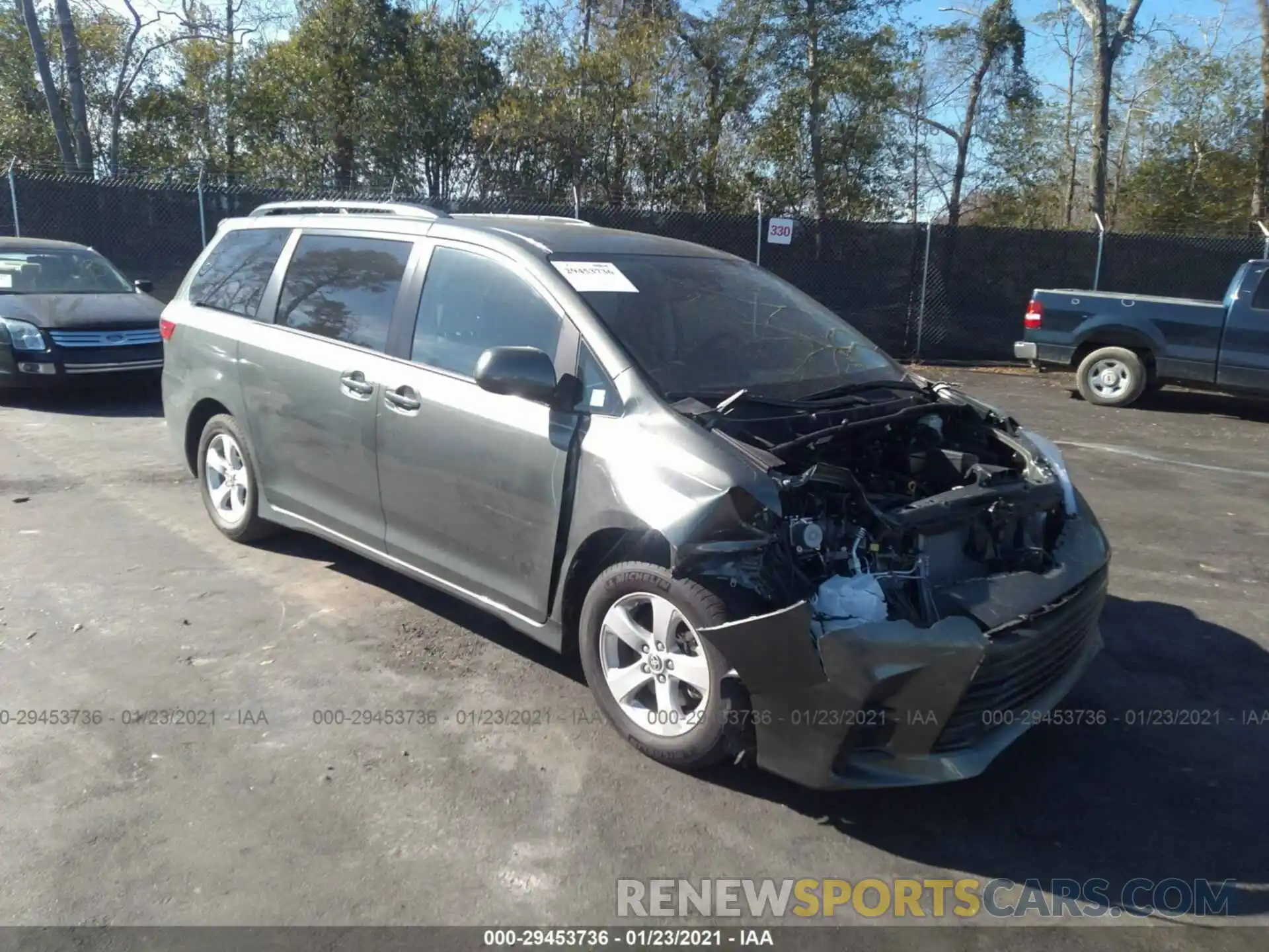 1 Photograph of a damaged car 5TDKZ3DC3LS082697 TOYOTA SIENNA 2020