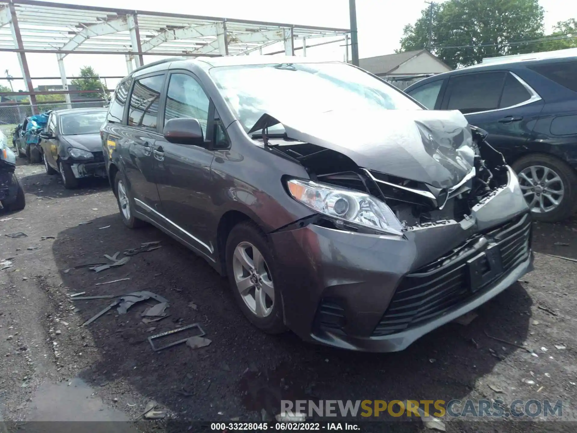 1 Photograph of a damaged car 5TDKZ3DC4LS054035 TOYOTA SIENNA 2020