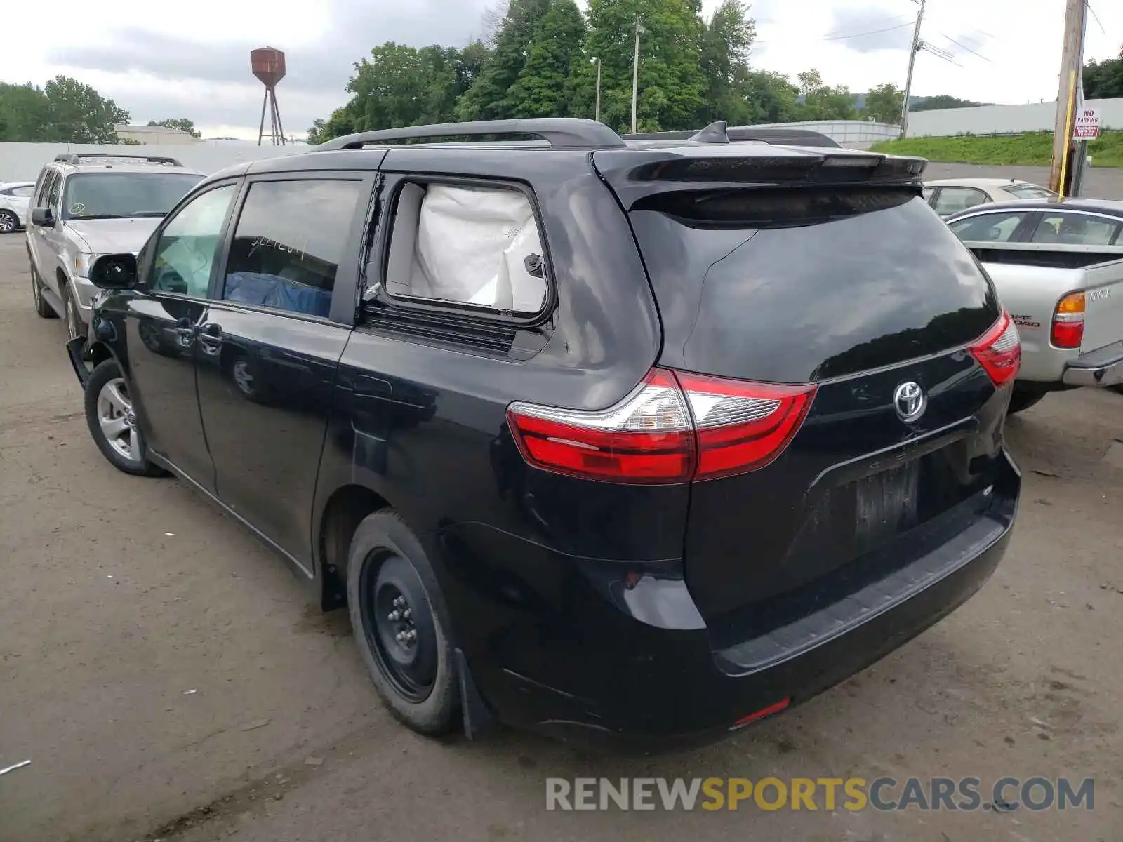 3 Photograph of a damaged car 5TDKZ3DC5LS083673 TOYOTA SIENNA 2020