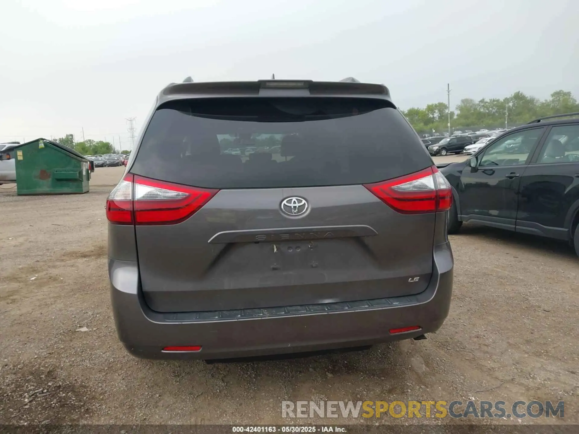 16 Photograph of a damaged car 5TDKZ3DC6LS083567 TOYOTA SIENNA 2020