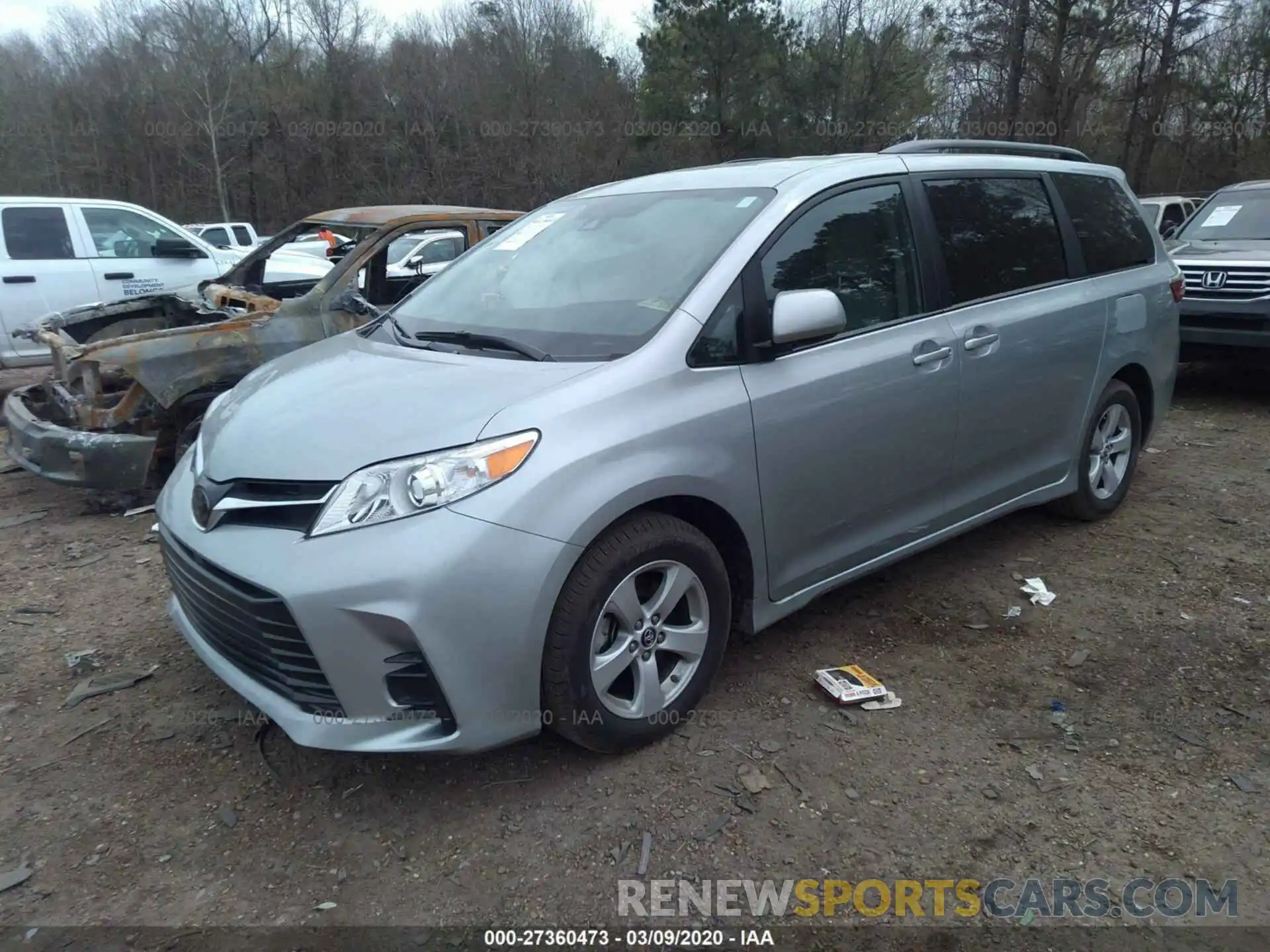 2 Photograph of a damaged car 5TDKZ3DC7LS034393 TOYOTA SIENNA 2020