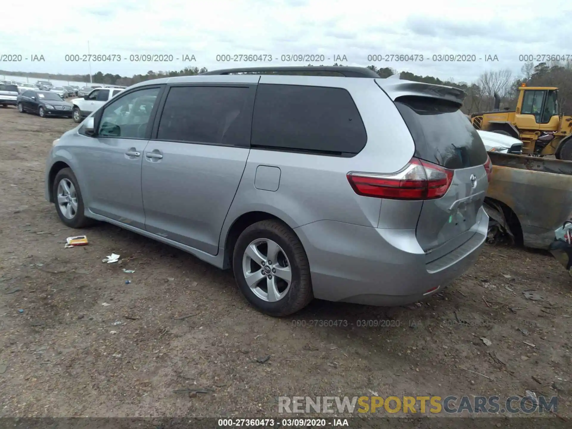 3 Photograph of a damaged car 5TDKZ3DC7LS034393 TOYOTA SIENNA 2020