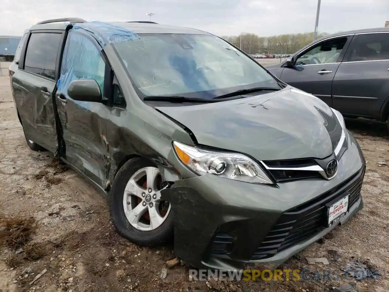 1 Photograph of a damaged car 5TDKZ3DC7LS046091 TOYOTA SIENNA 2020