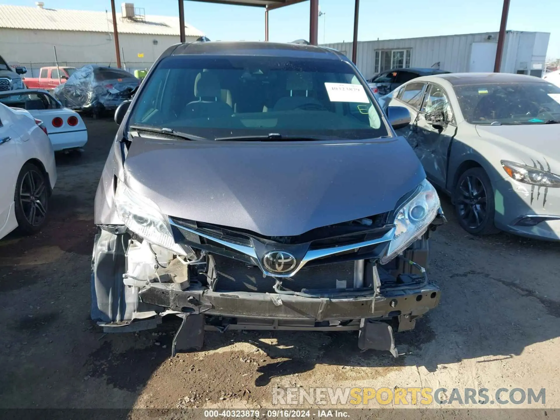 6 Photograph of a damaged car 5TDKZ3DC8LS039733 TOYOTA SIENNA 2020