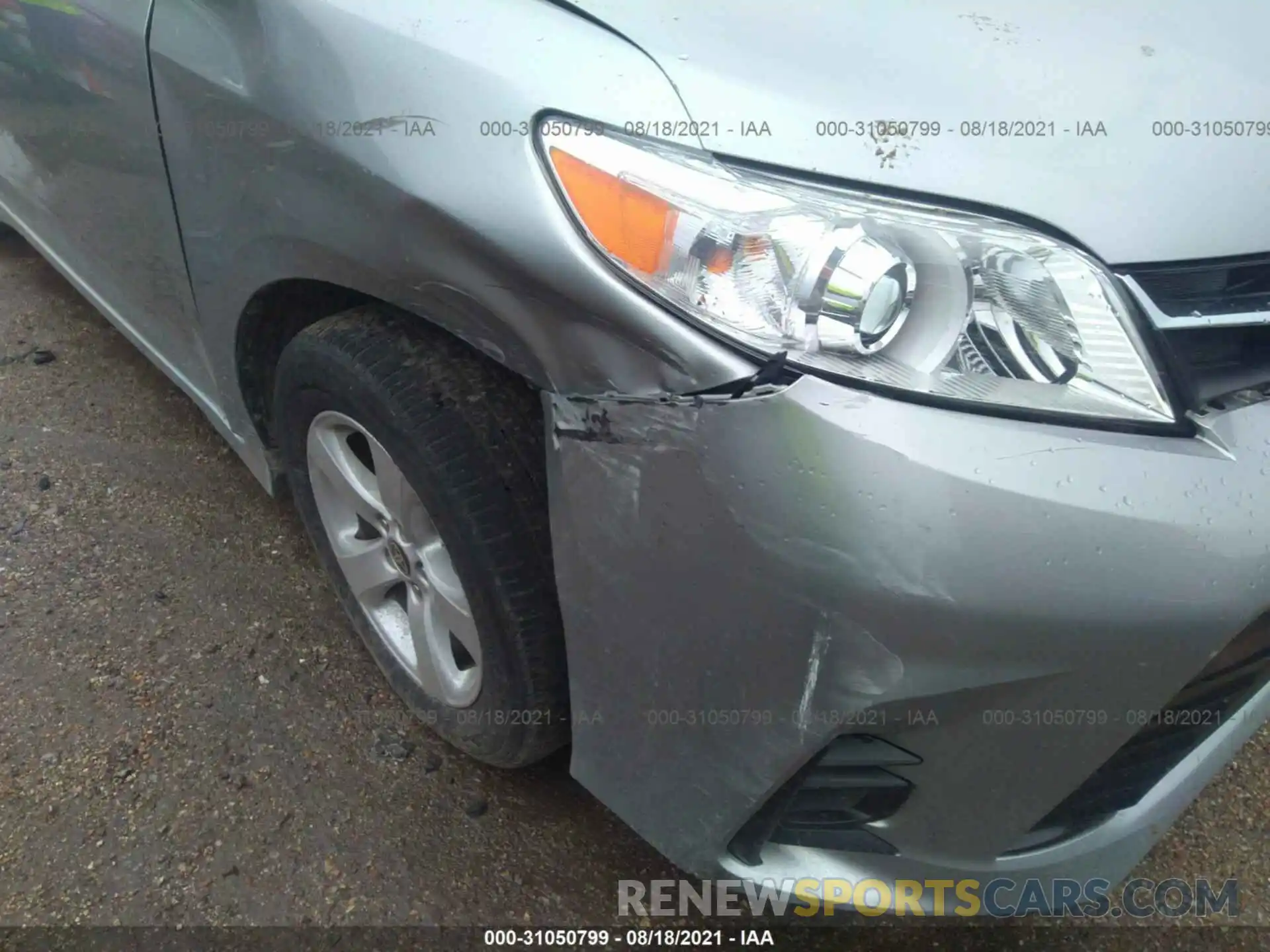 6 Photograph of a damaged car 5TDKZ3DC8LS063918 TOYOTA SIENNA 2020