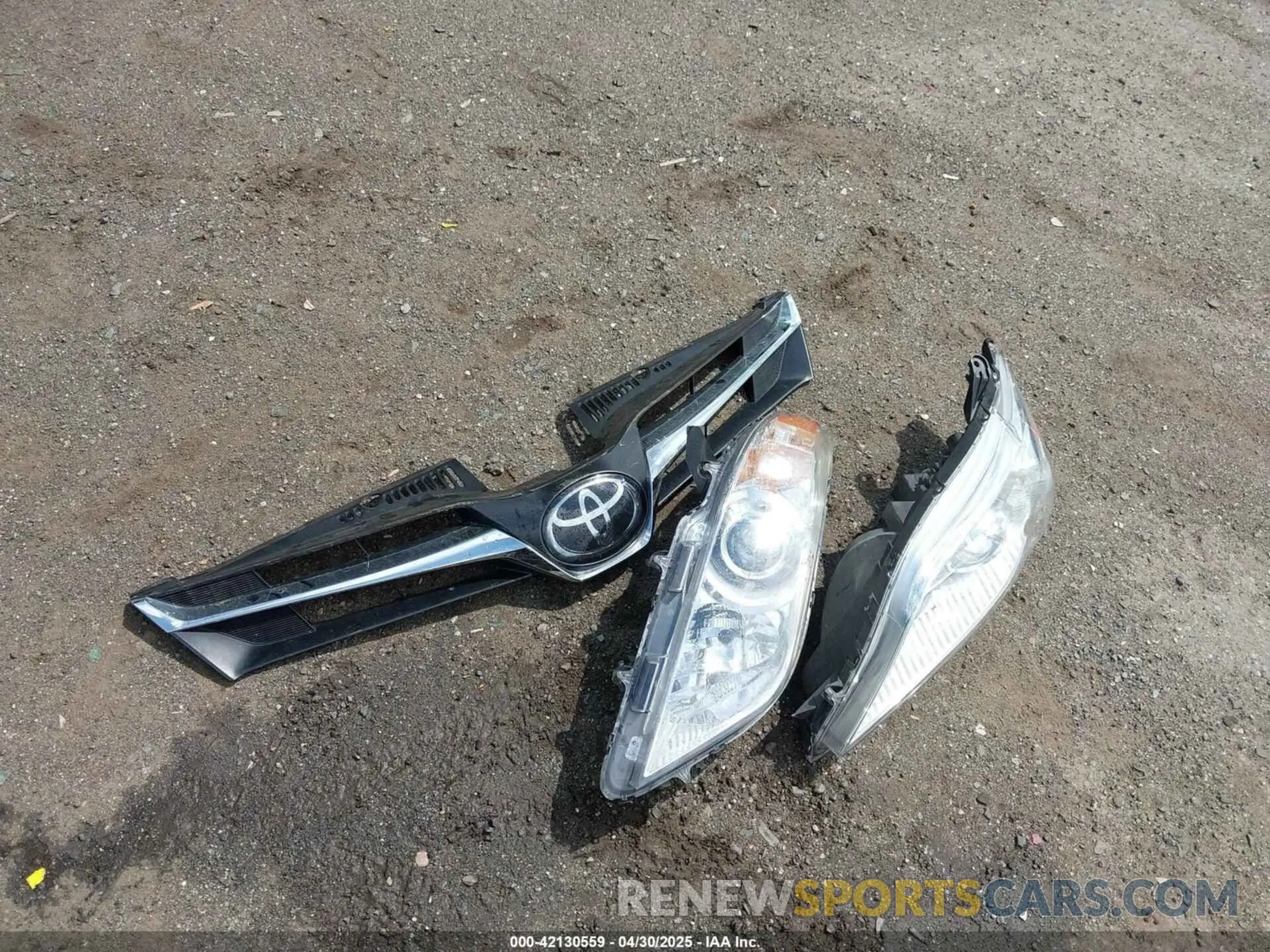 12 Photograph of a damaged car 5TDKZ3DC9LS041880 TOYOTA SIENNA 2020