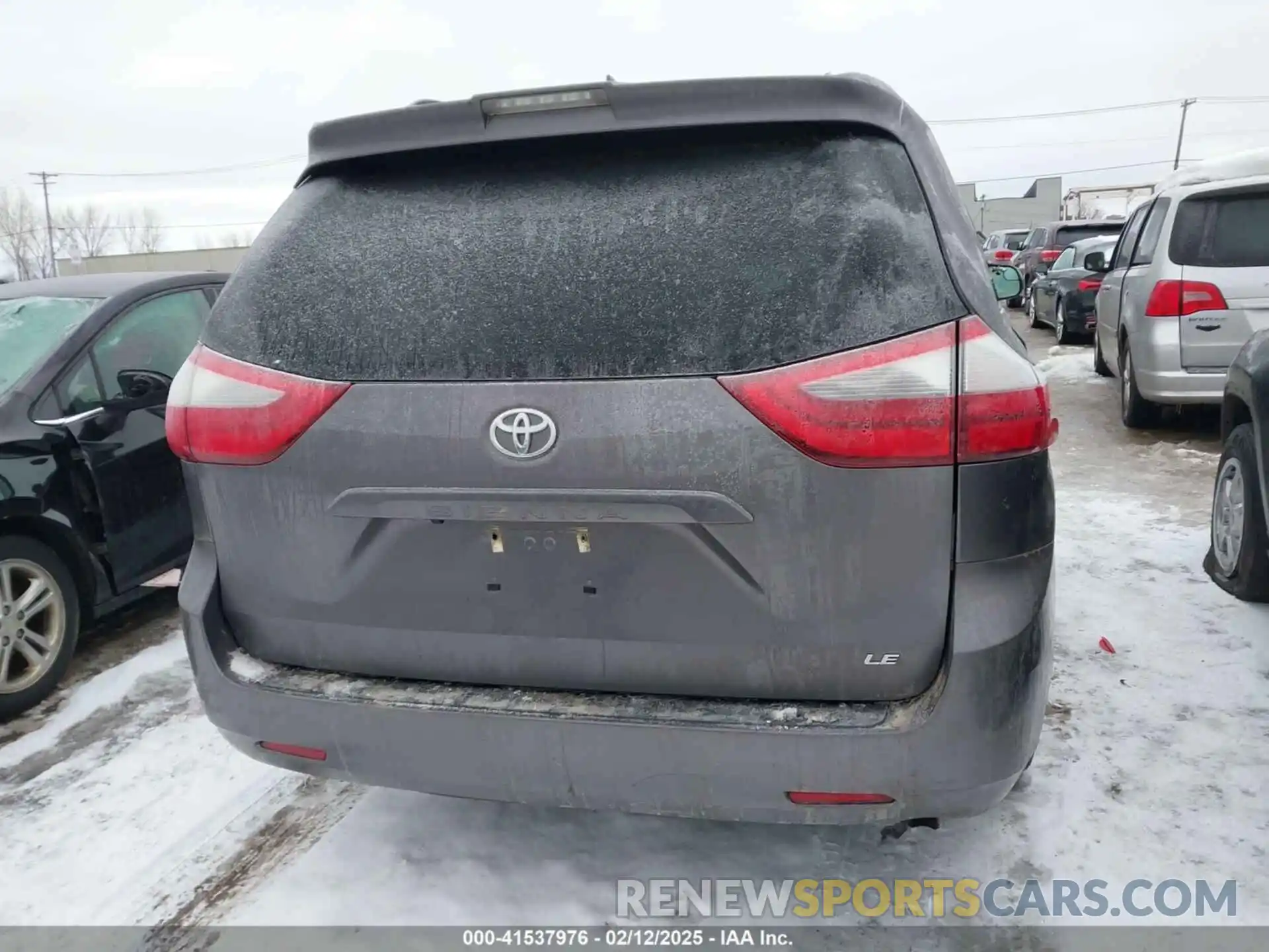 16 Photograph of a damaged car 5TDKZ3DC9LS077763 TOYOTA SIENNA 2020