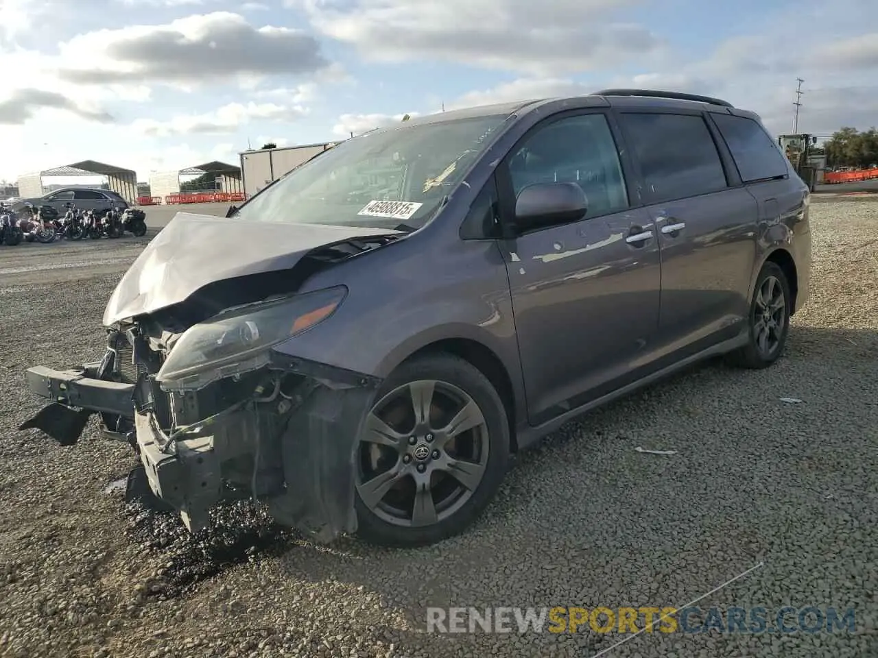 1 Photograph of a damaged car 5TDXZ3DC0LS062302 TOYOTA SIENNA 2020