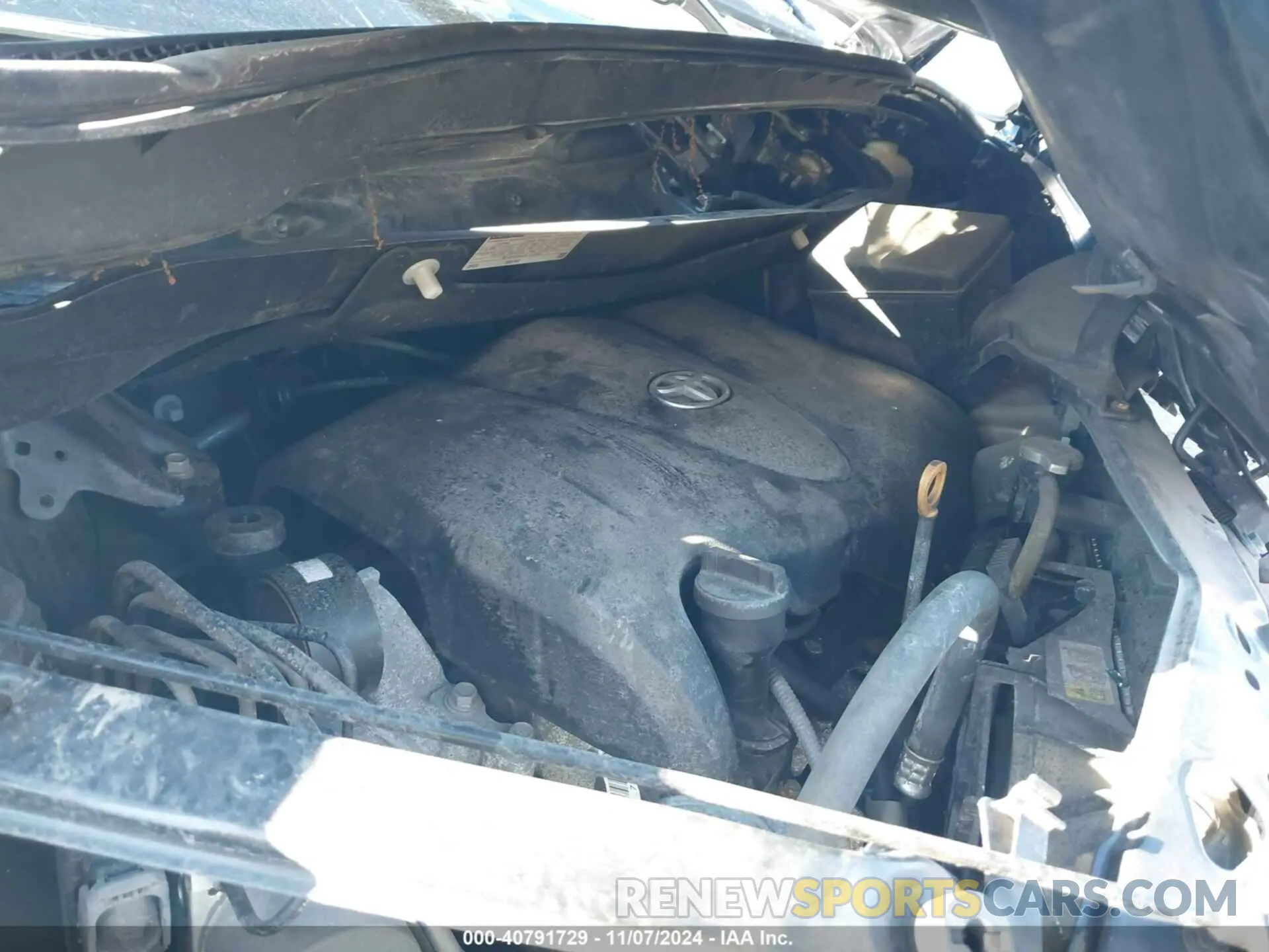 10 Photograph of a damaged car 5TDXZ3DC2LS085788 TOYOTA SIENNA 2020