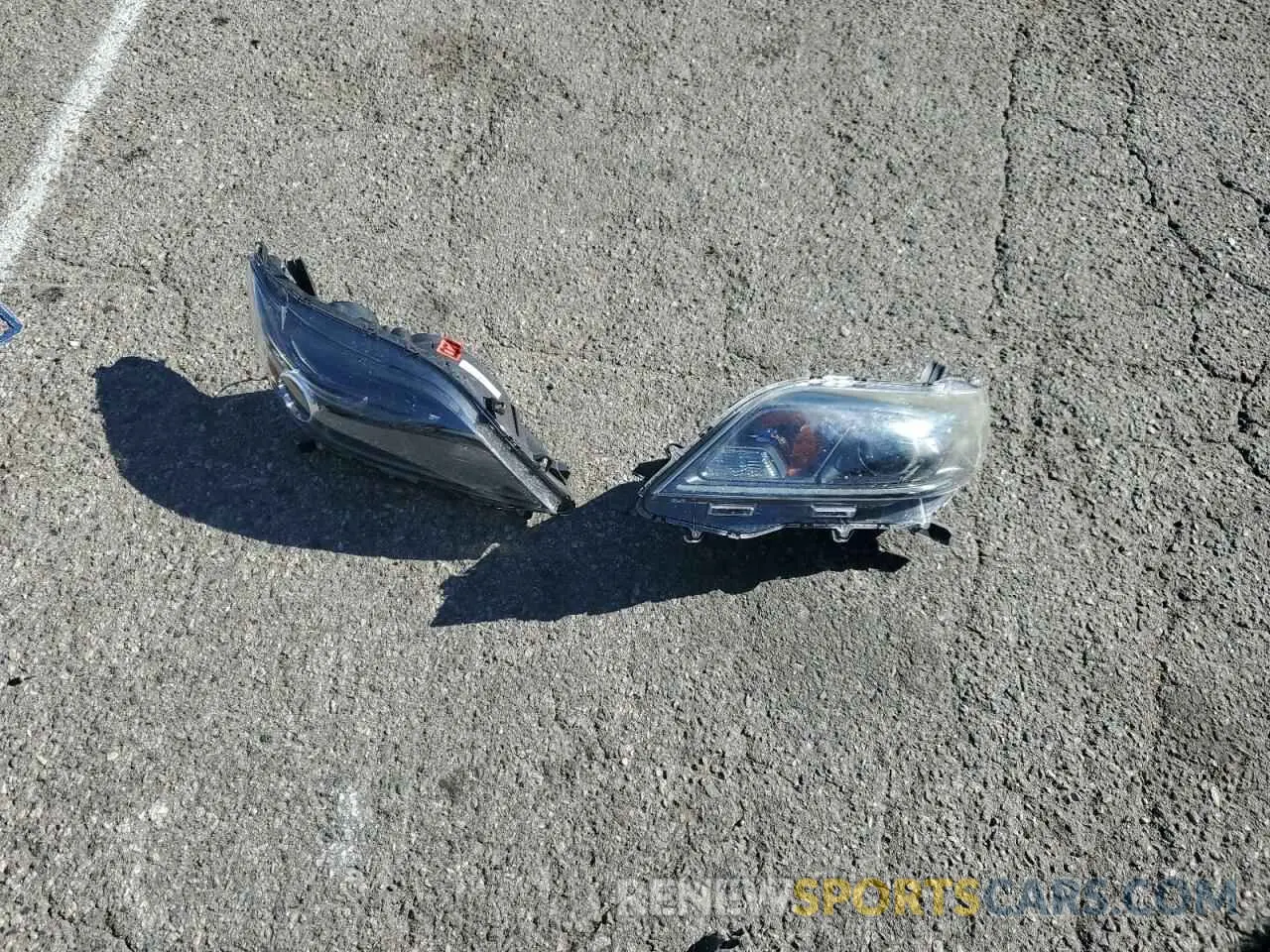 15 Photograph of a damaged car 5TDXZ3DC9LS030514 TOYOTA SIENNA 2020