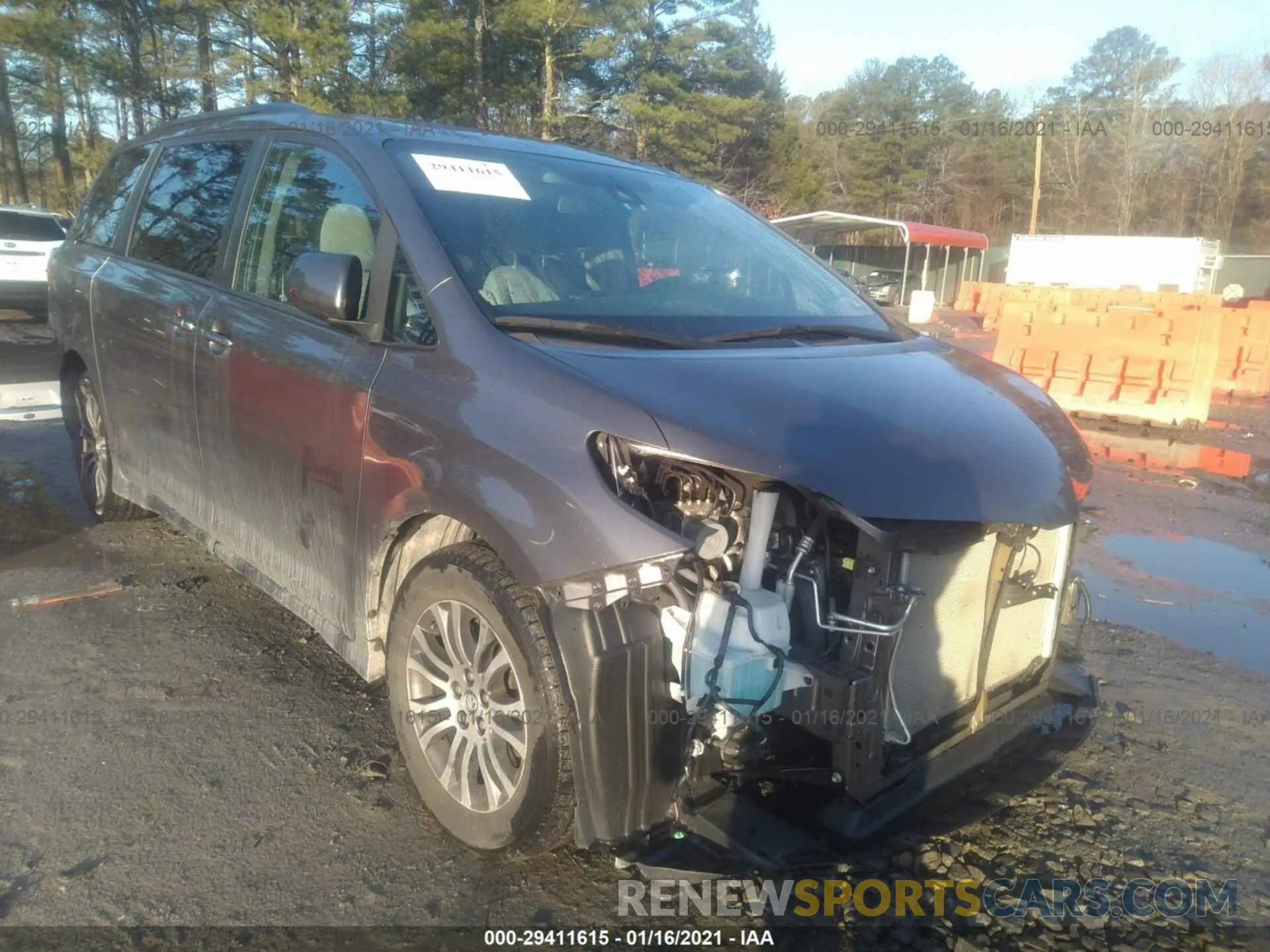 1 Photograph of a damaged car 5TDYZ3DC0LS027540 TOYOTA SIENNA 2020