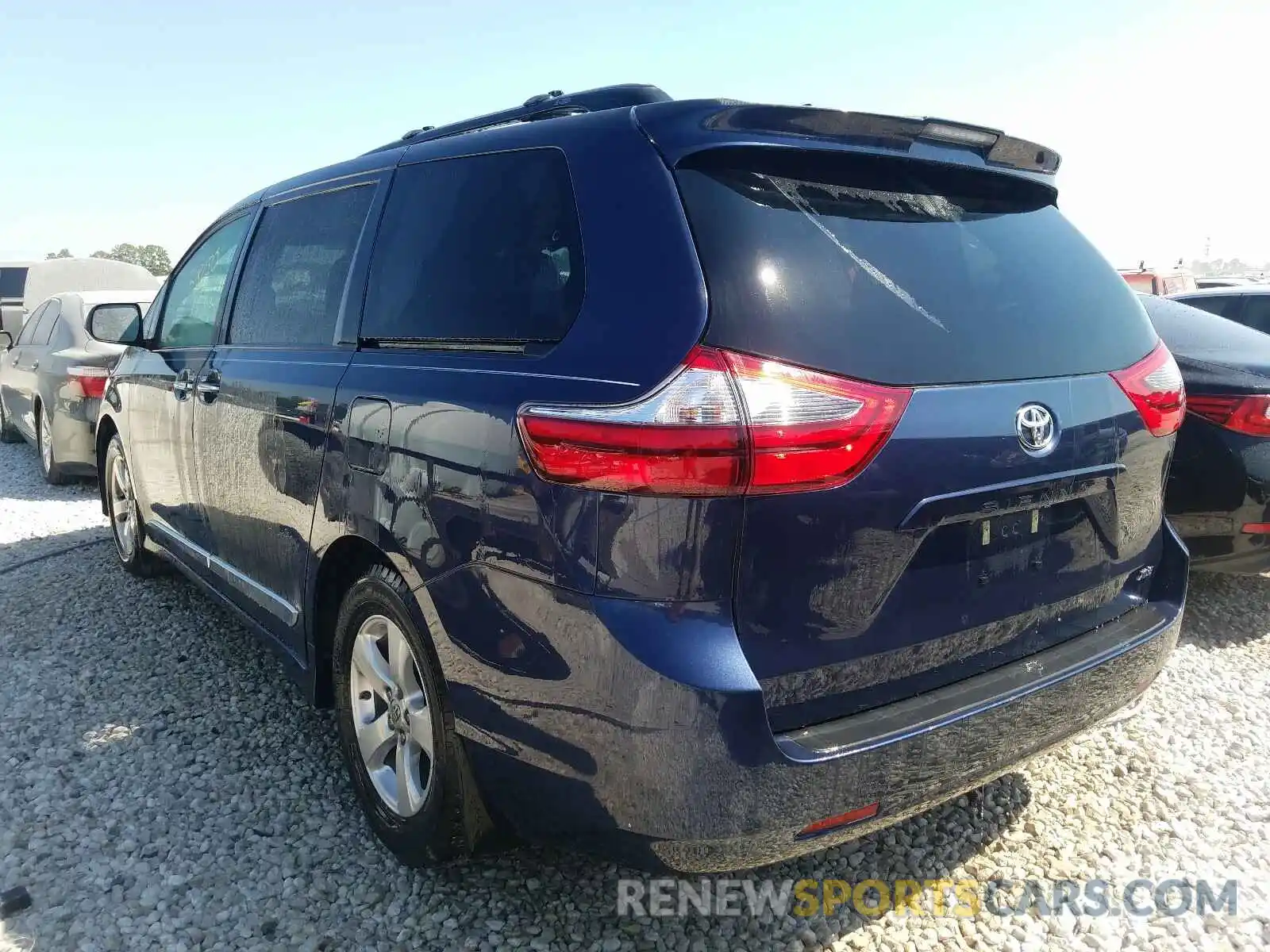 3 Photograph of a damaged car 5TDYZ3DC1LS030544 TOYOTA SIENNA 2020