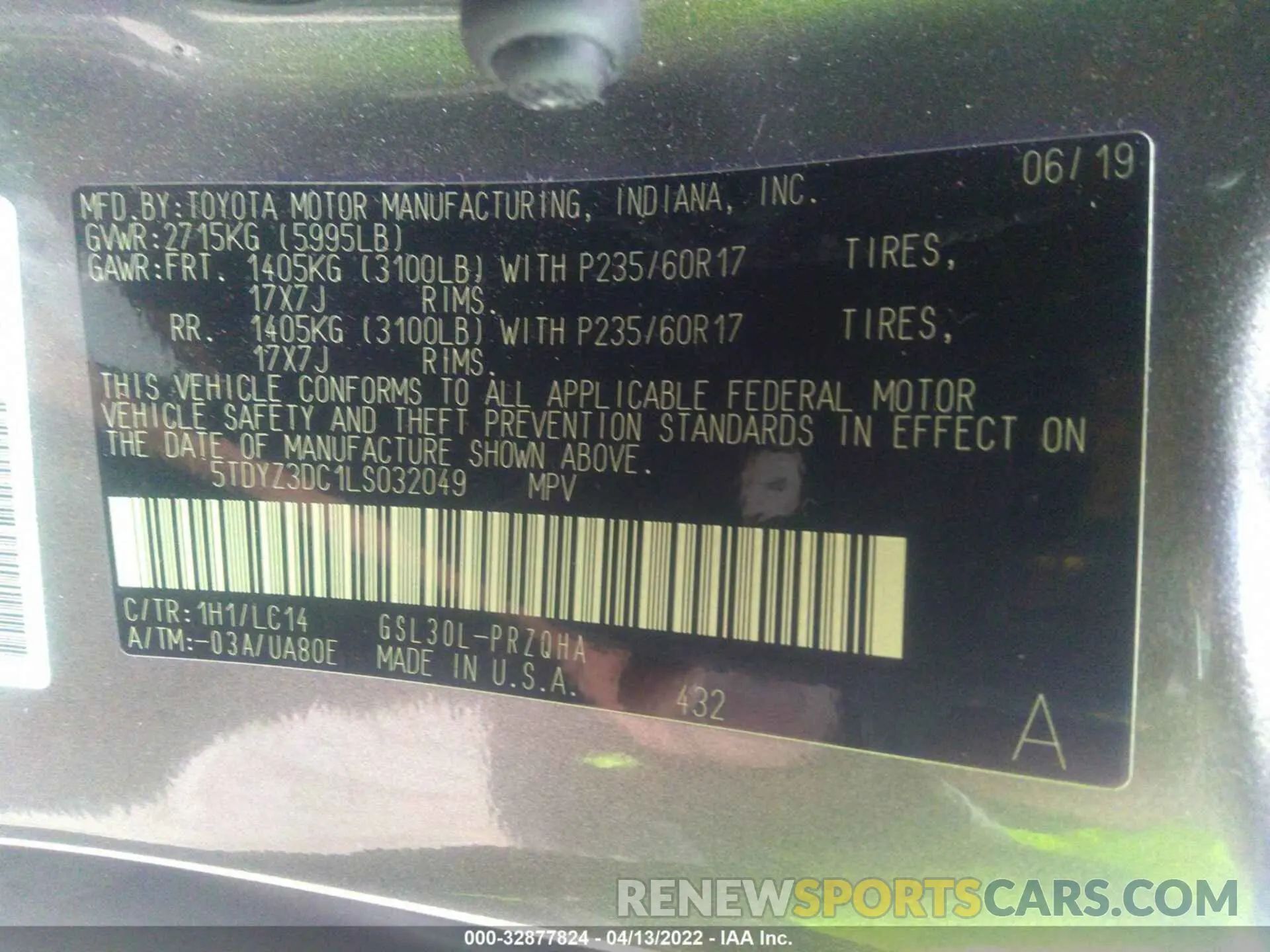 9 Photograph of a damaged car 5TDYZ3DC1LS032049 TOYOTA SIENNA 2020