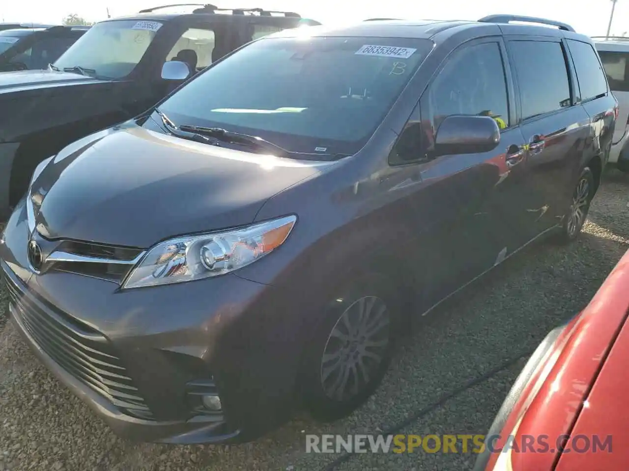 1 Photograph of a damaged car 5TDYZ3DC3LS076084 TOYOTA SIENNA 2020