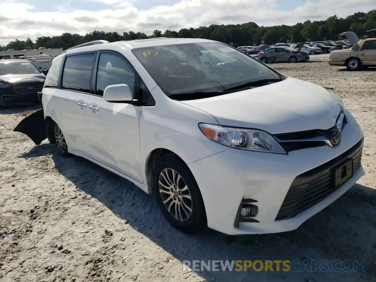 1 Photograph of a damaged car 5TDYZ3DC4LS064817 TOYOTA SIENNA 2020