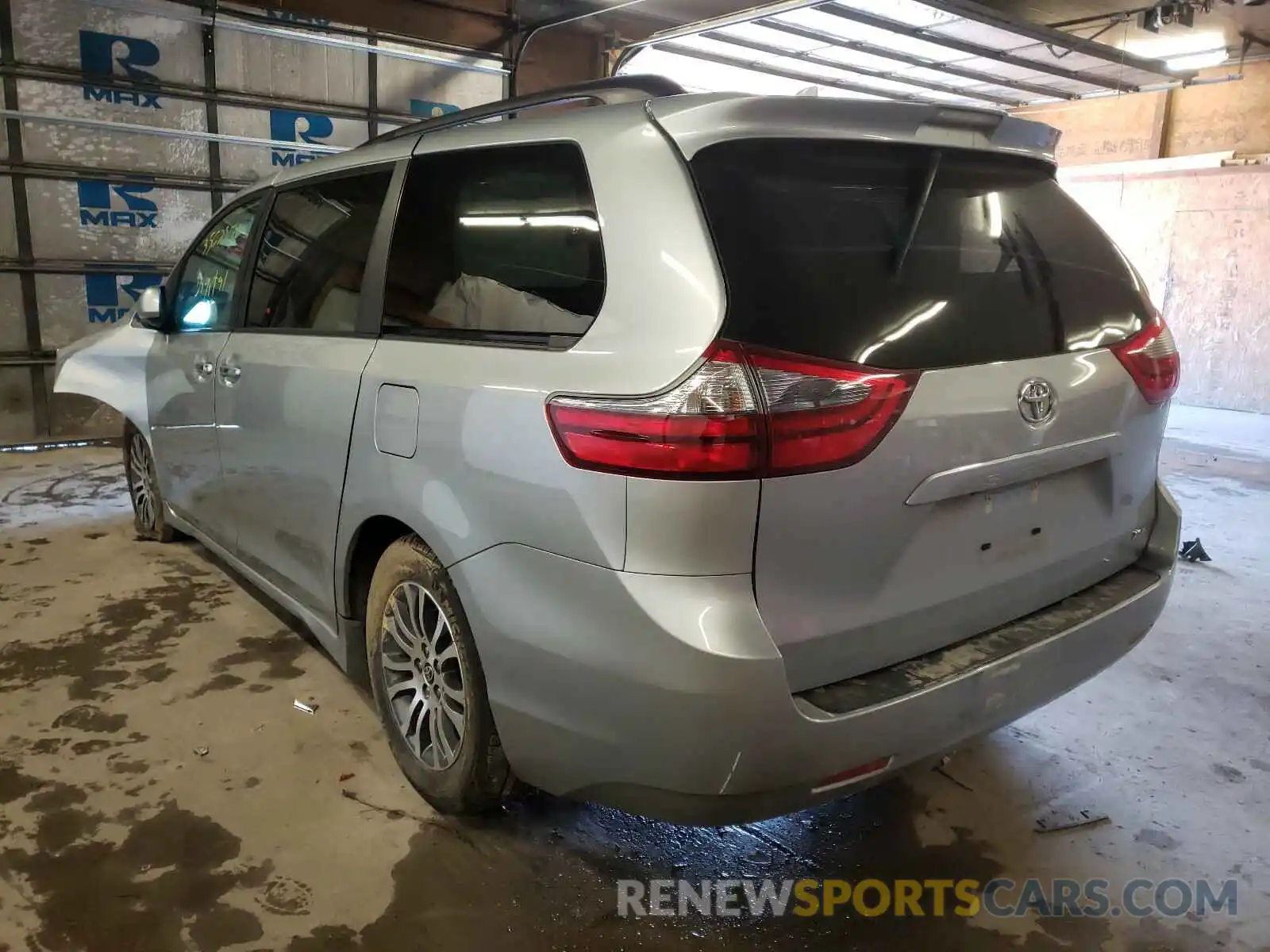 3 Photograph of a damaged car 5TDYZ3DC4LS067166 TOYOTA SIENNA 2020