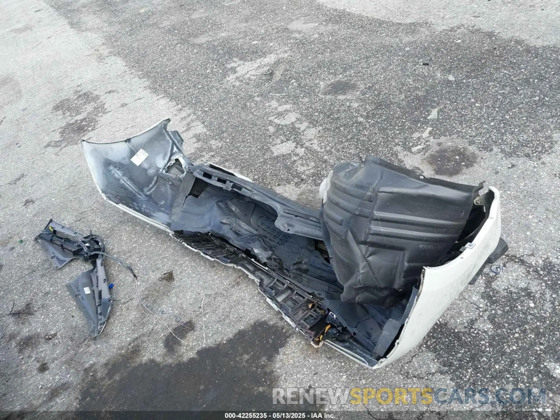 11 Photograph of a damaged car 5TDYZ3DC5LS029364 TOYOTA SIENNA 2020