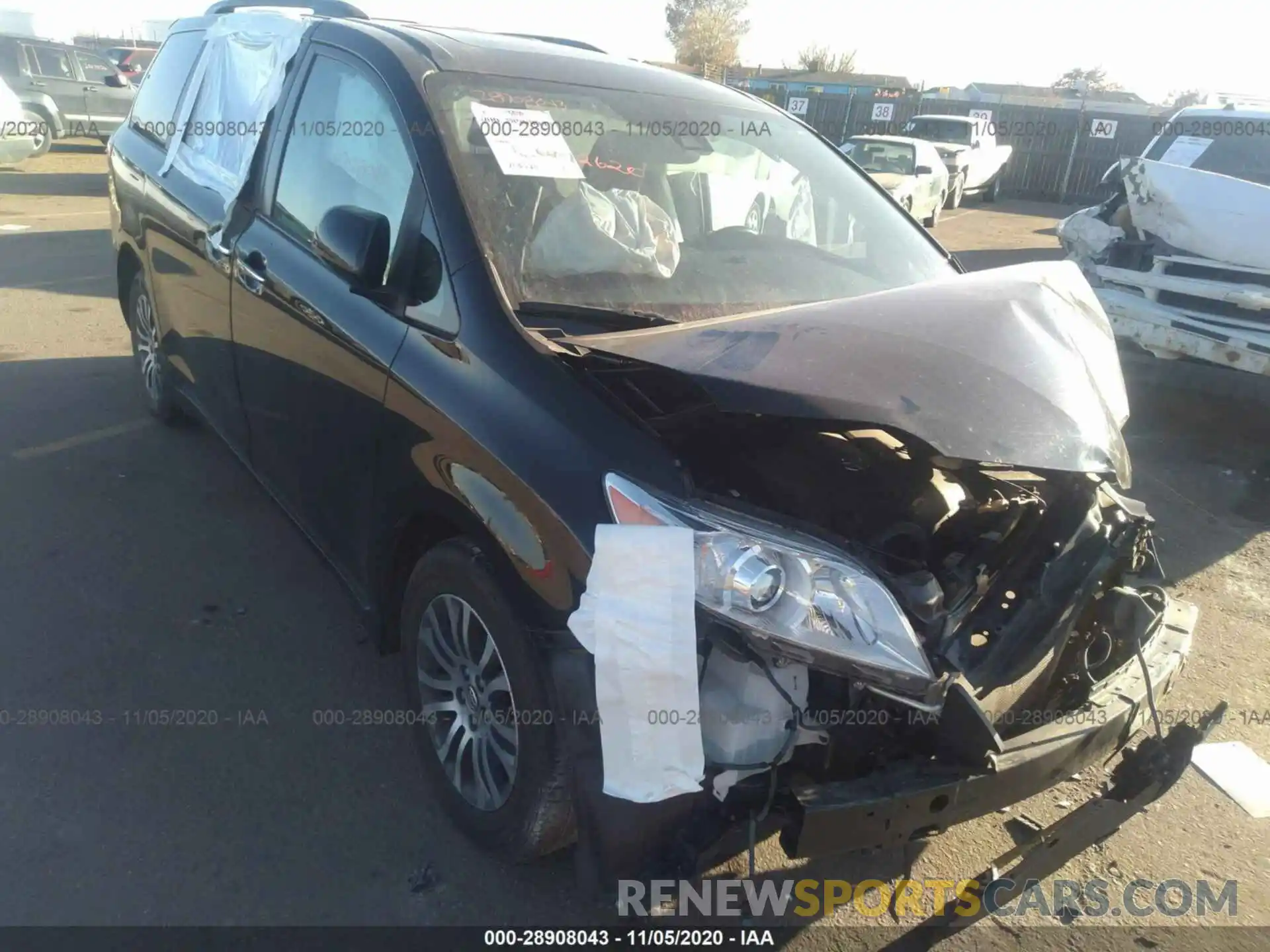 1 Photograph of a damaged car 5TDYZ3DC5LS049615 TOYOTA SIENNA 2020