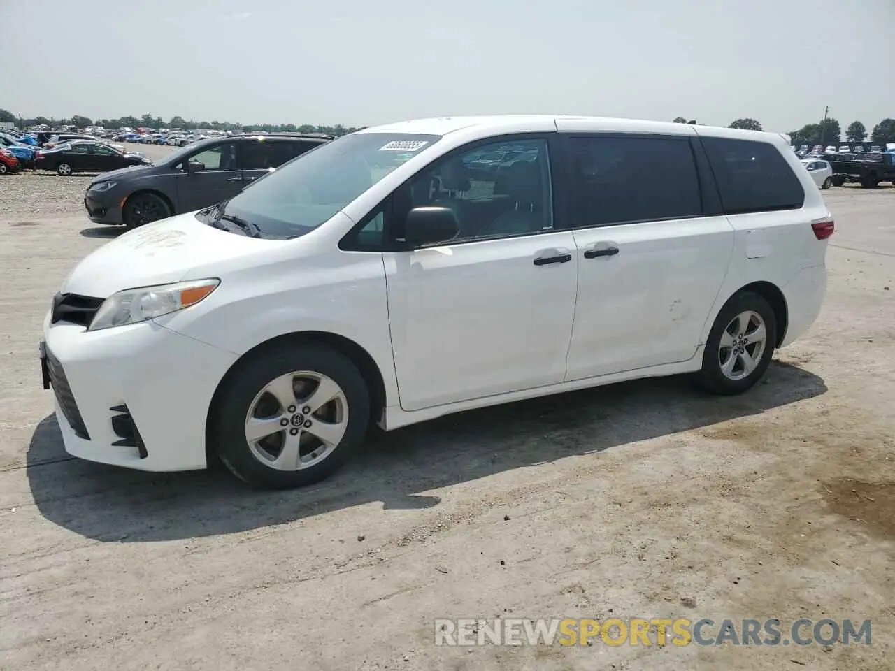 1 Photograph of a damaged car 5TDZZ3DC3LS048466 TOYOTA SIENNA 2020