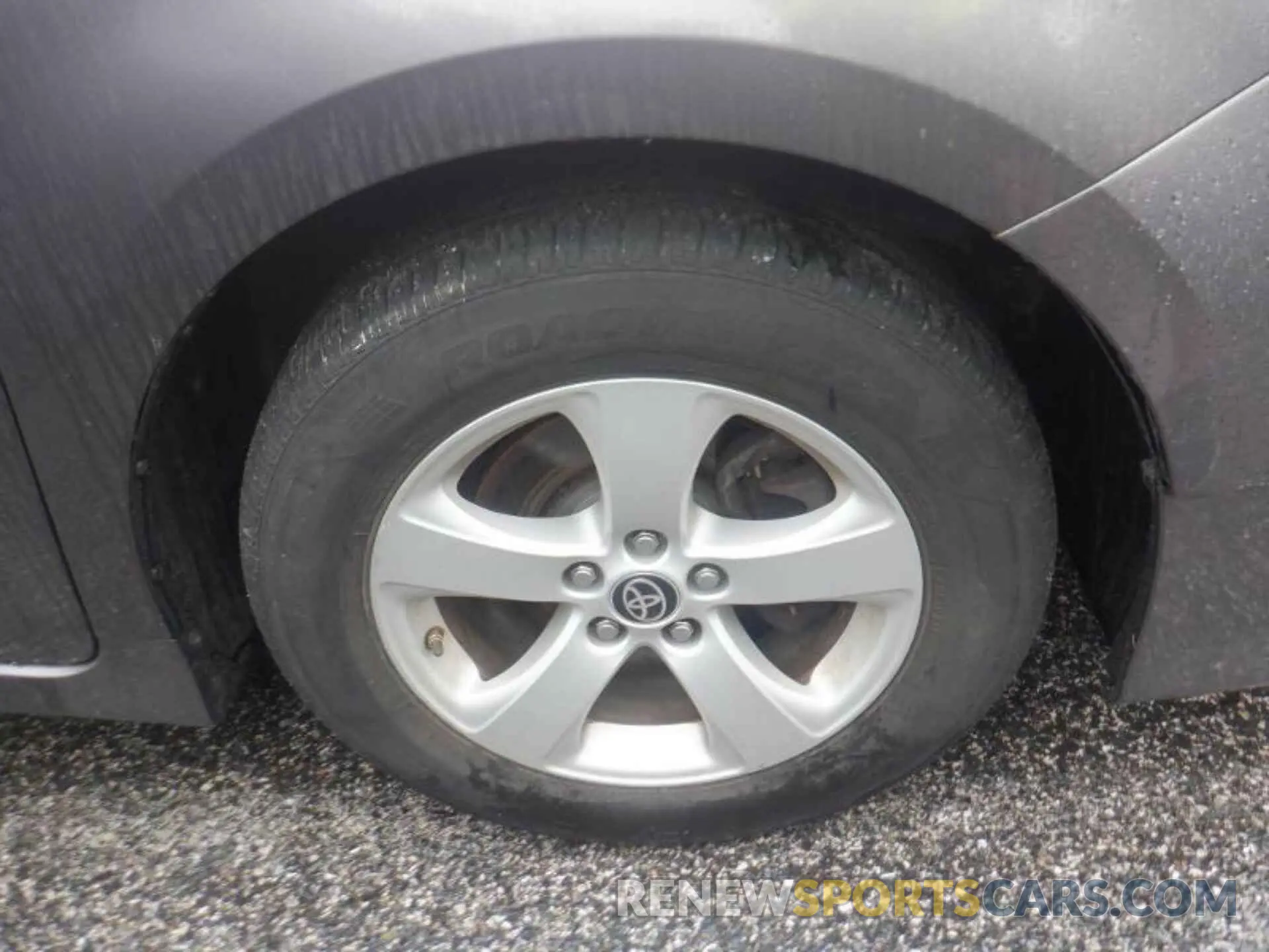 15 Photograph of a damaged car 5TDZZ3DC4LS063512 TOYOTA SIENNA 2020