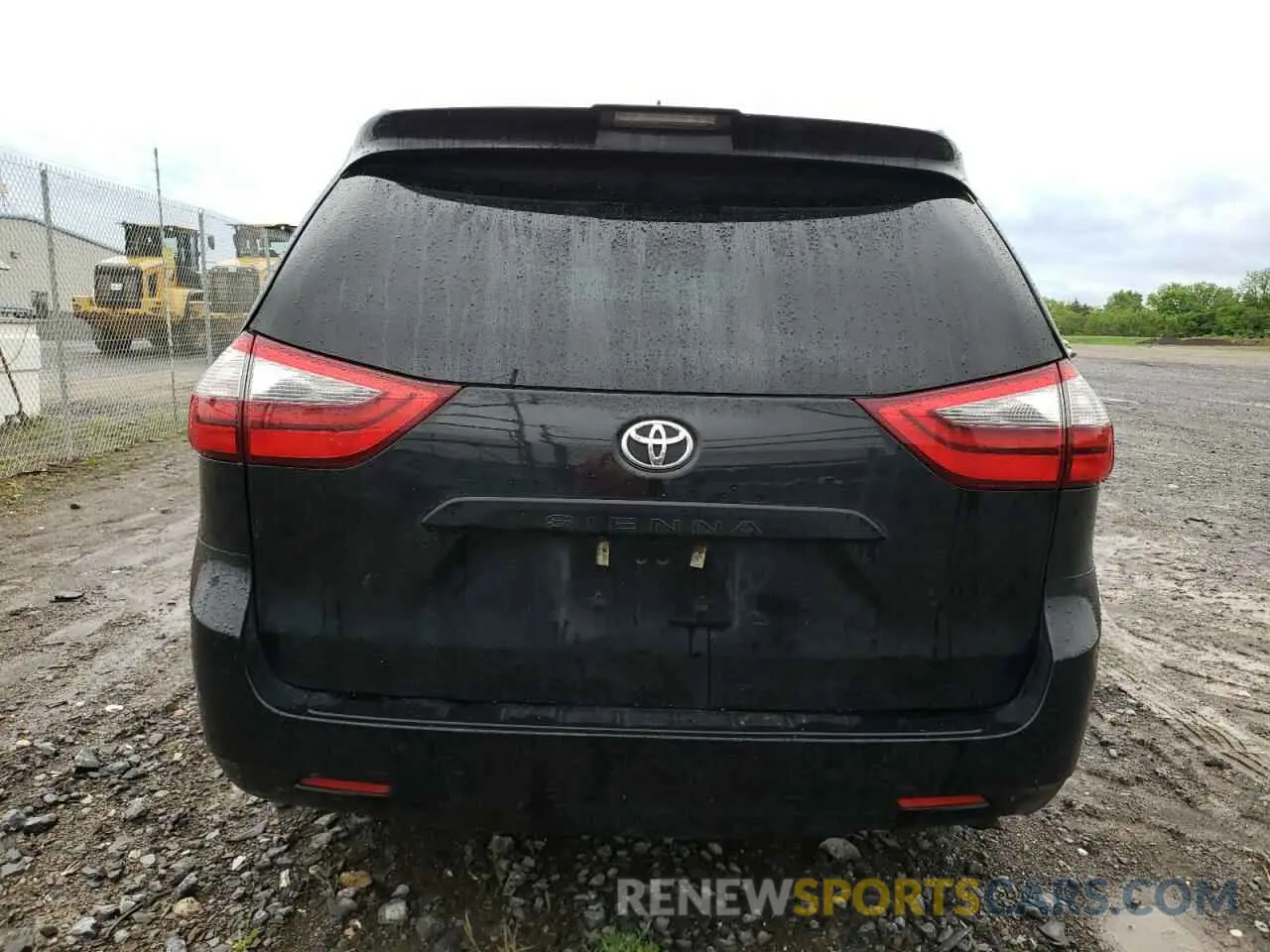 6 Photograph of a damaged car 5TDZZ3DC6LS080599 TOYOTA SIENNA 2020